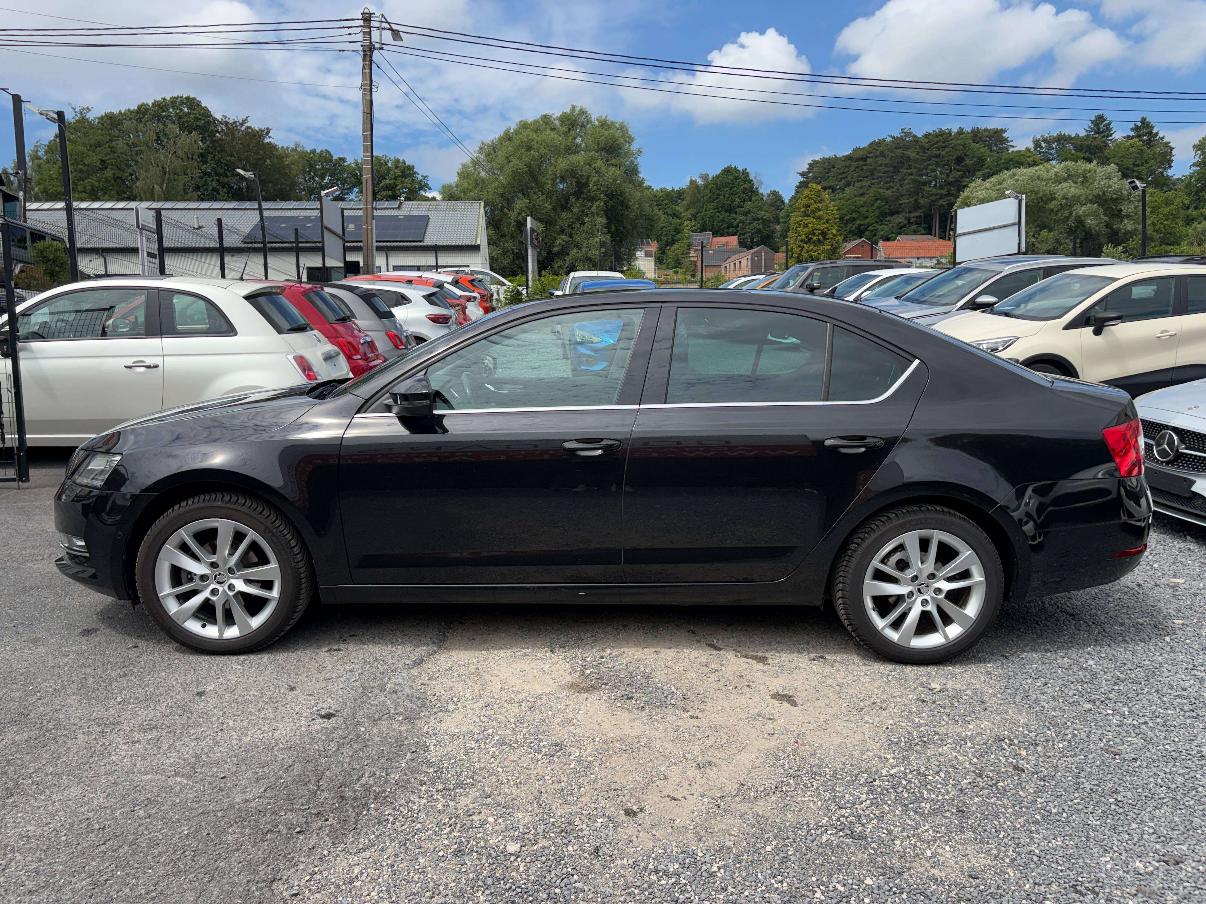 Skoda Octavia 1.6 CR TDi Style DSG - EU6 - GARANTIE 1AN -