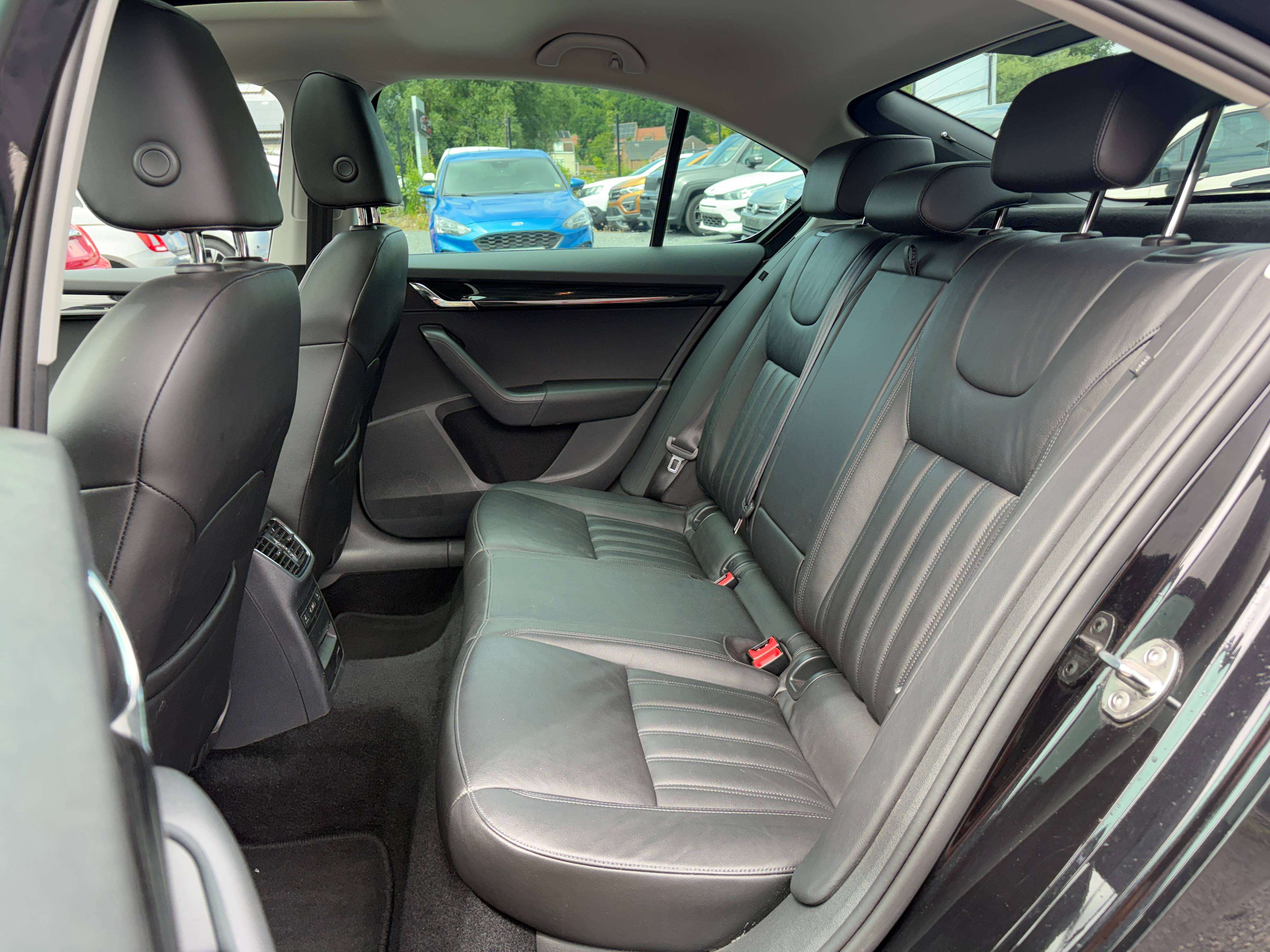 Skoda Octavia 1.6 CR TDi Style DSG - EU6 - GARANTIE 1AN -