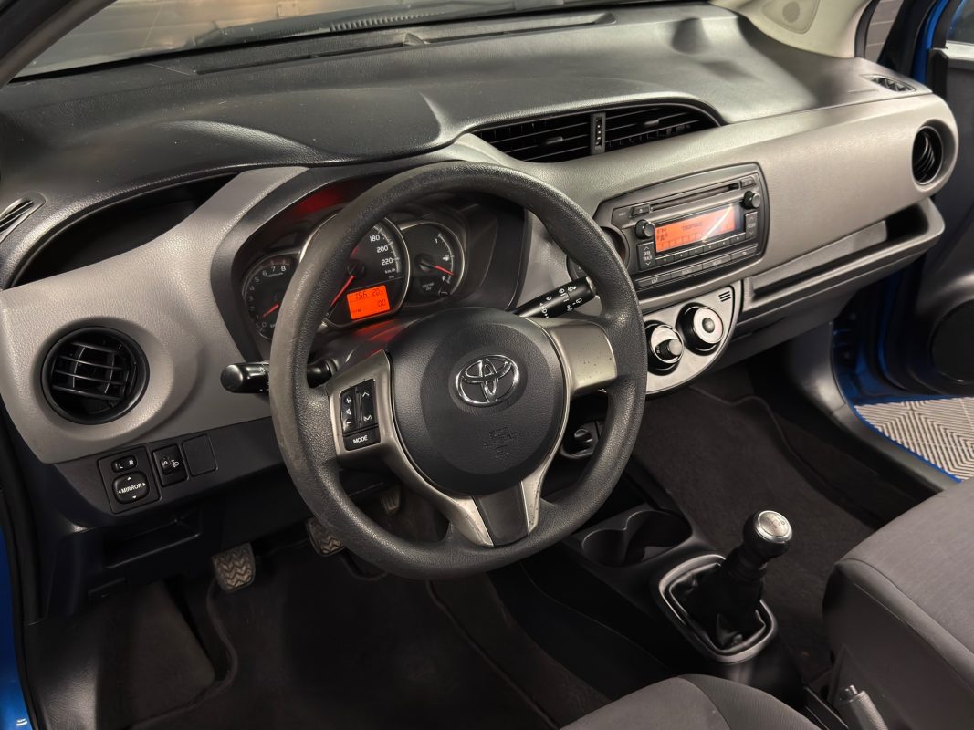 Toyota Yaris 1.0 VVTI 69