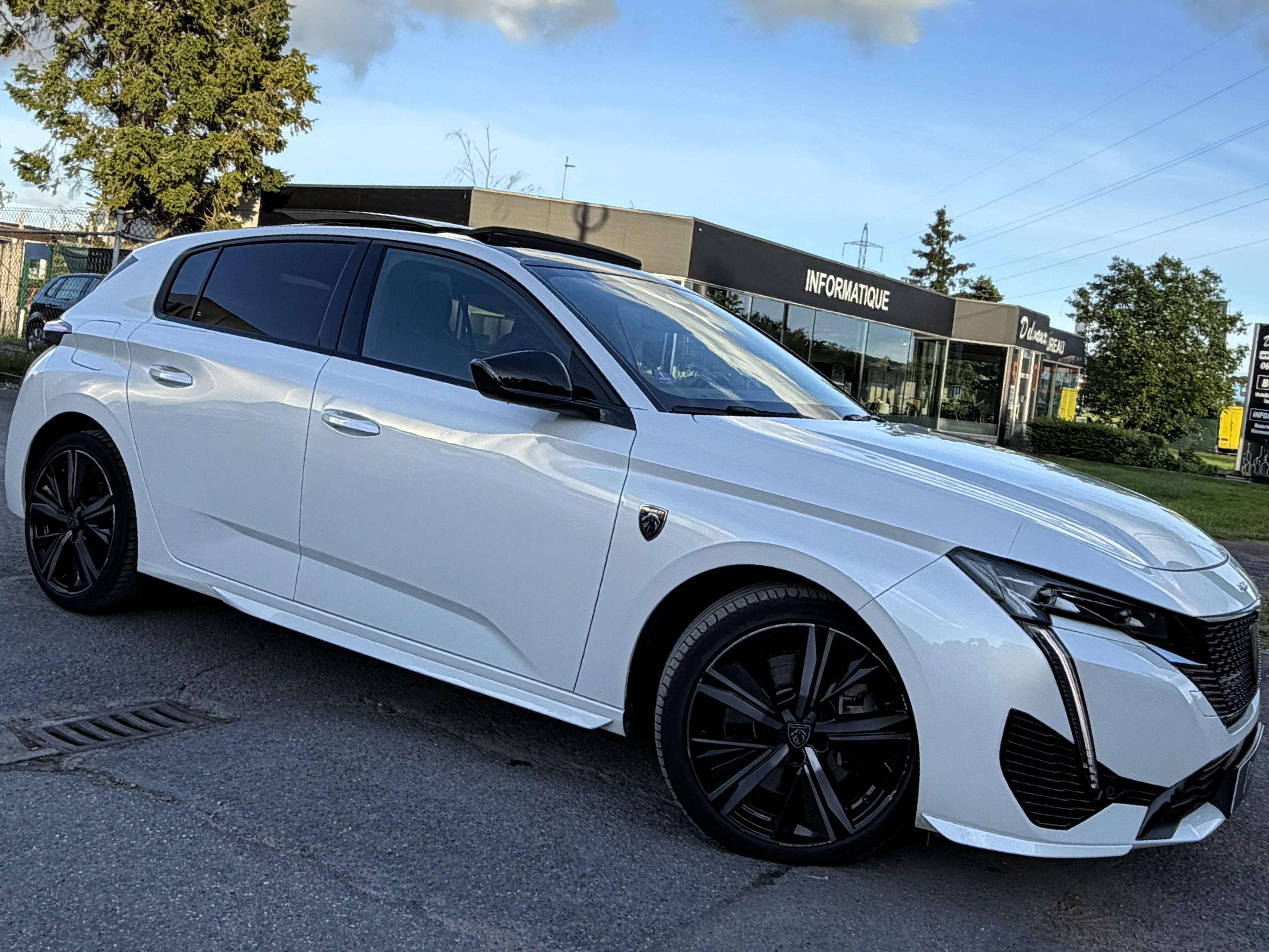 Peugeot 308 PHEV 1.6 180 e-EAT8 GT S 1er PROPRIO/NAVI/CAMERA/PANO/LED/FOCAL/MASSAGE/BATTERIE OK