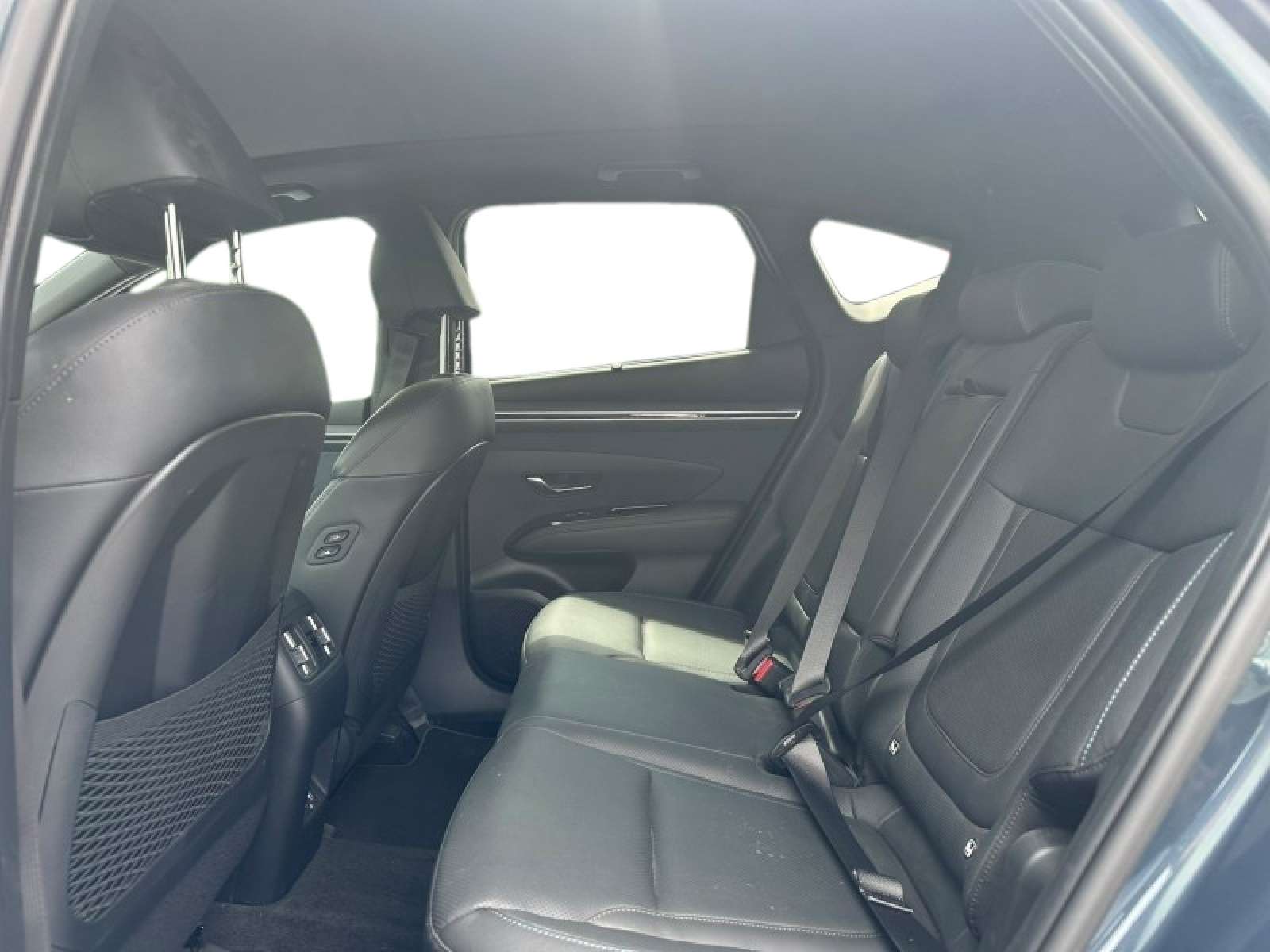 Hyundai TUCSON Shine 48V AUTO