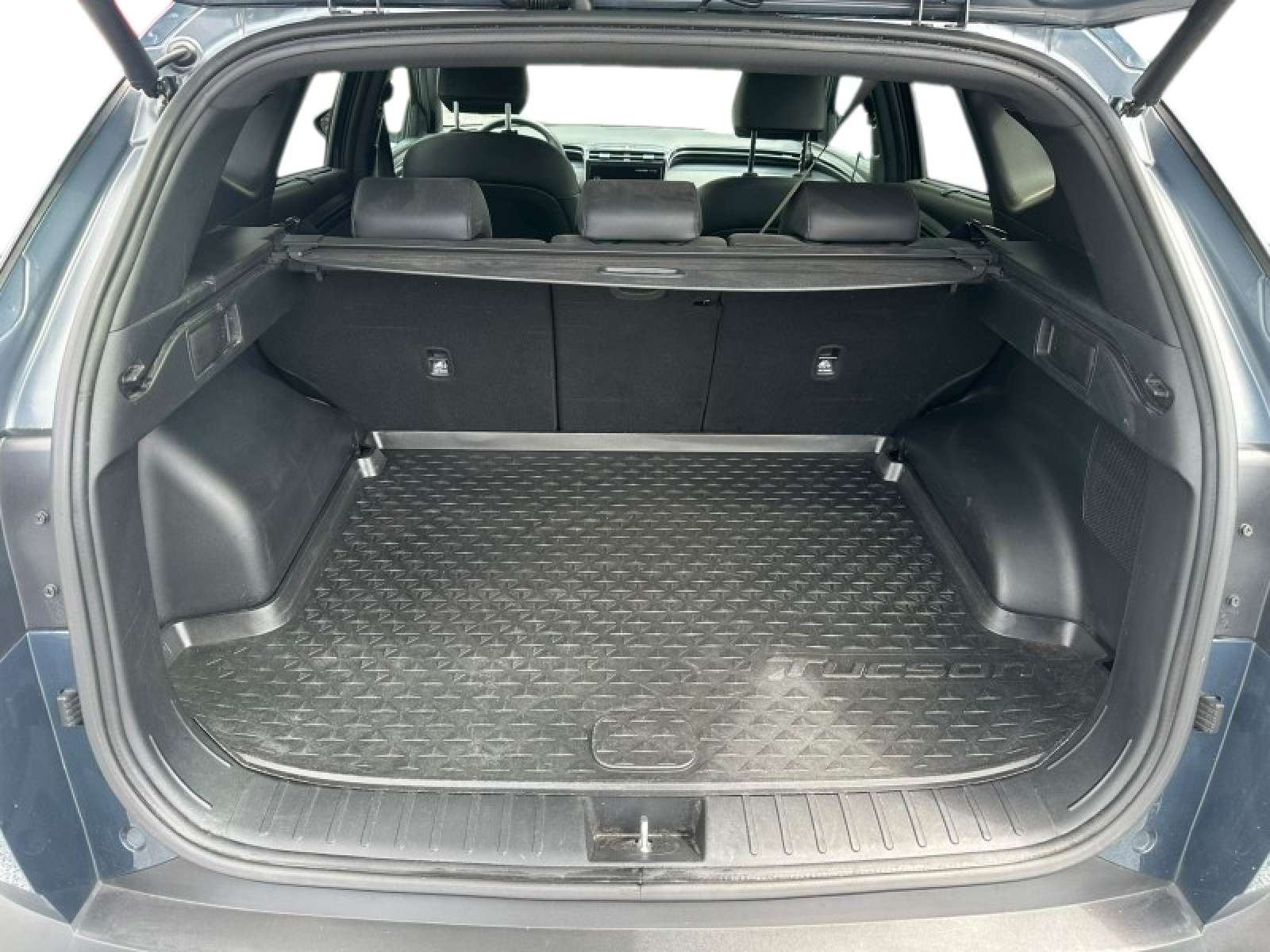 Hyundai TUCSON Shine 48V AUTO
