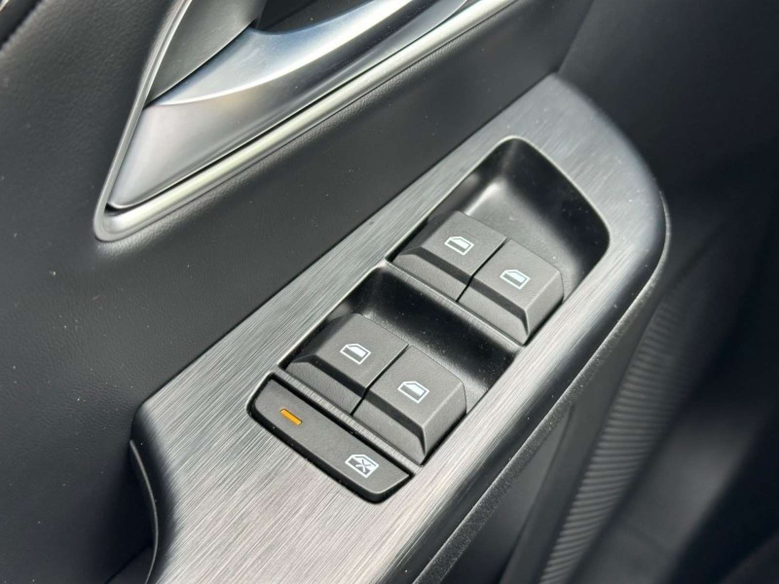 MG ZS HYBRID+  LUXURY