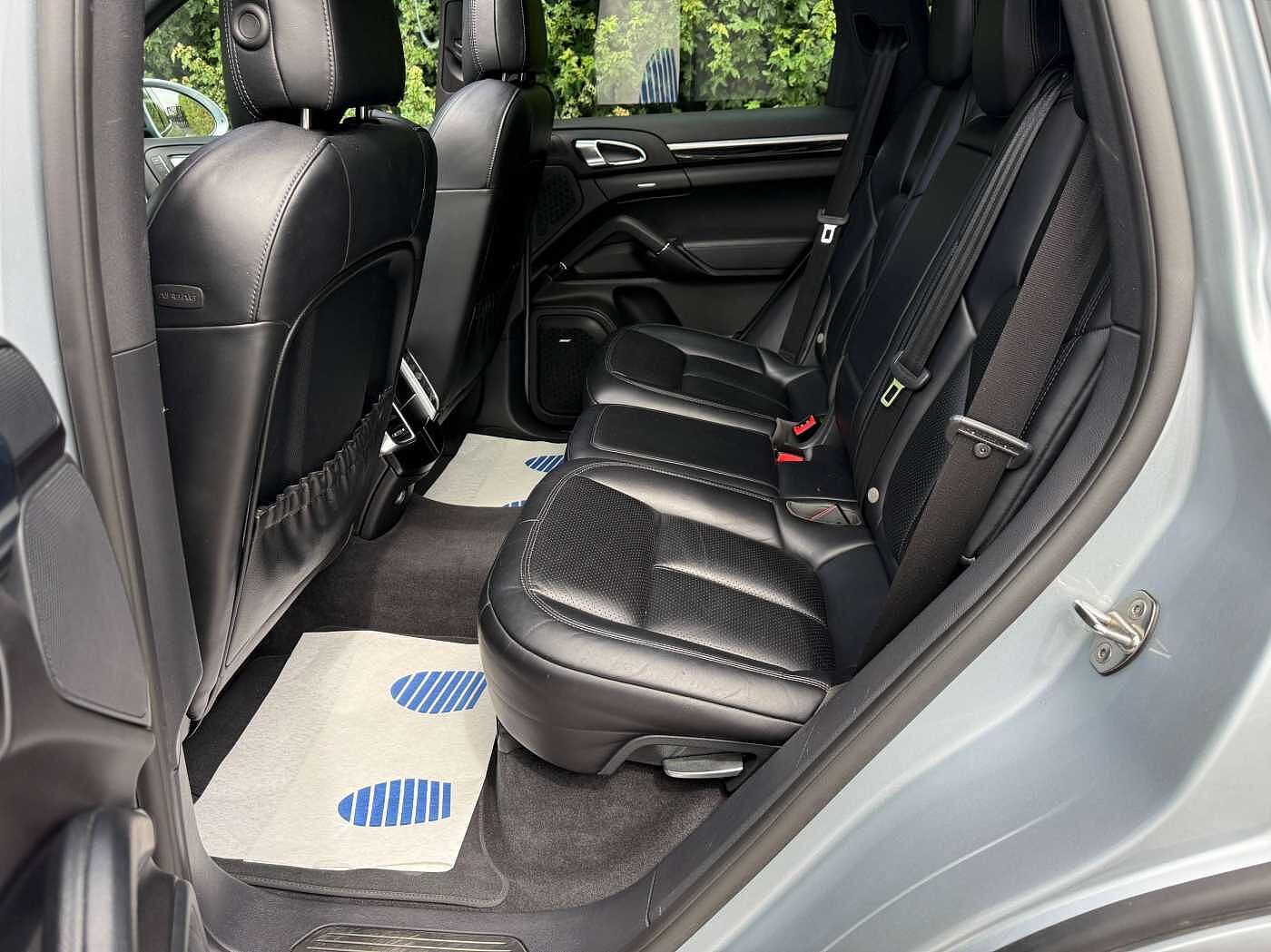 Porsche Cayenne Cayenne 3.0D Platinum Edition * PANO * AIRSUSP * CAM * ADAPTIV CRUISE