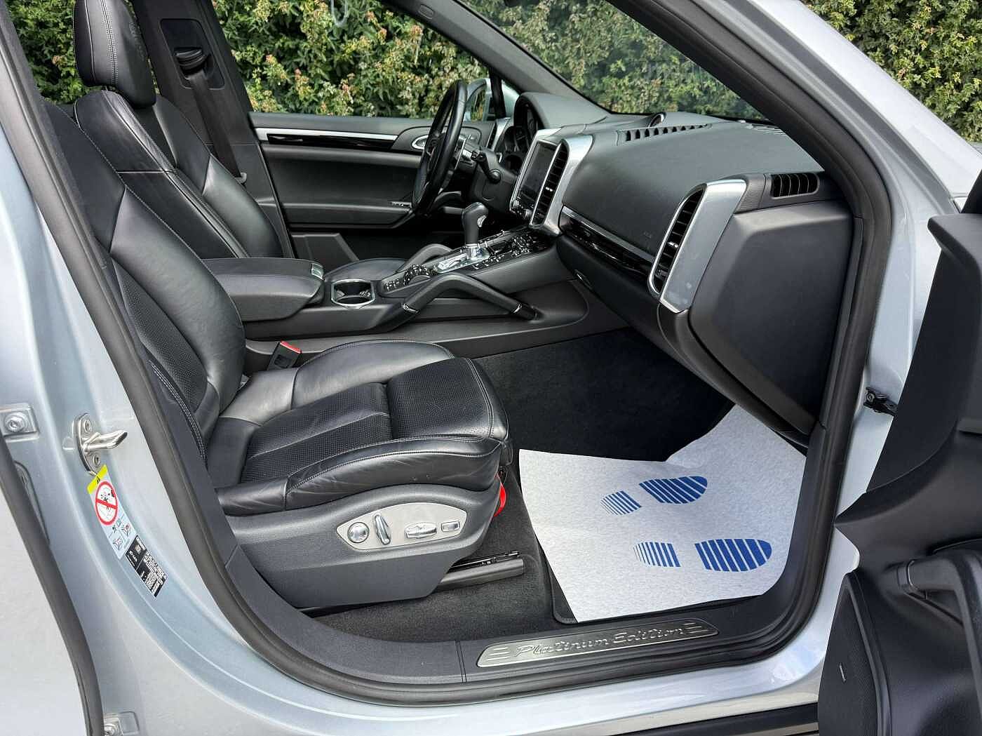 Porsche Cayenne Cayenne 3.0D Platinum Edition * PANO * AIRSUSP * CAM * ADAPTIV CRUISE