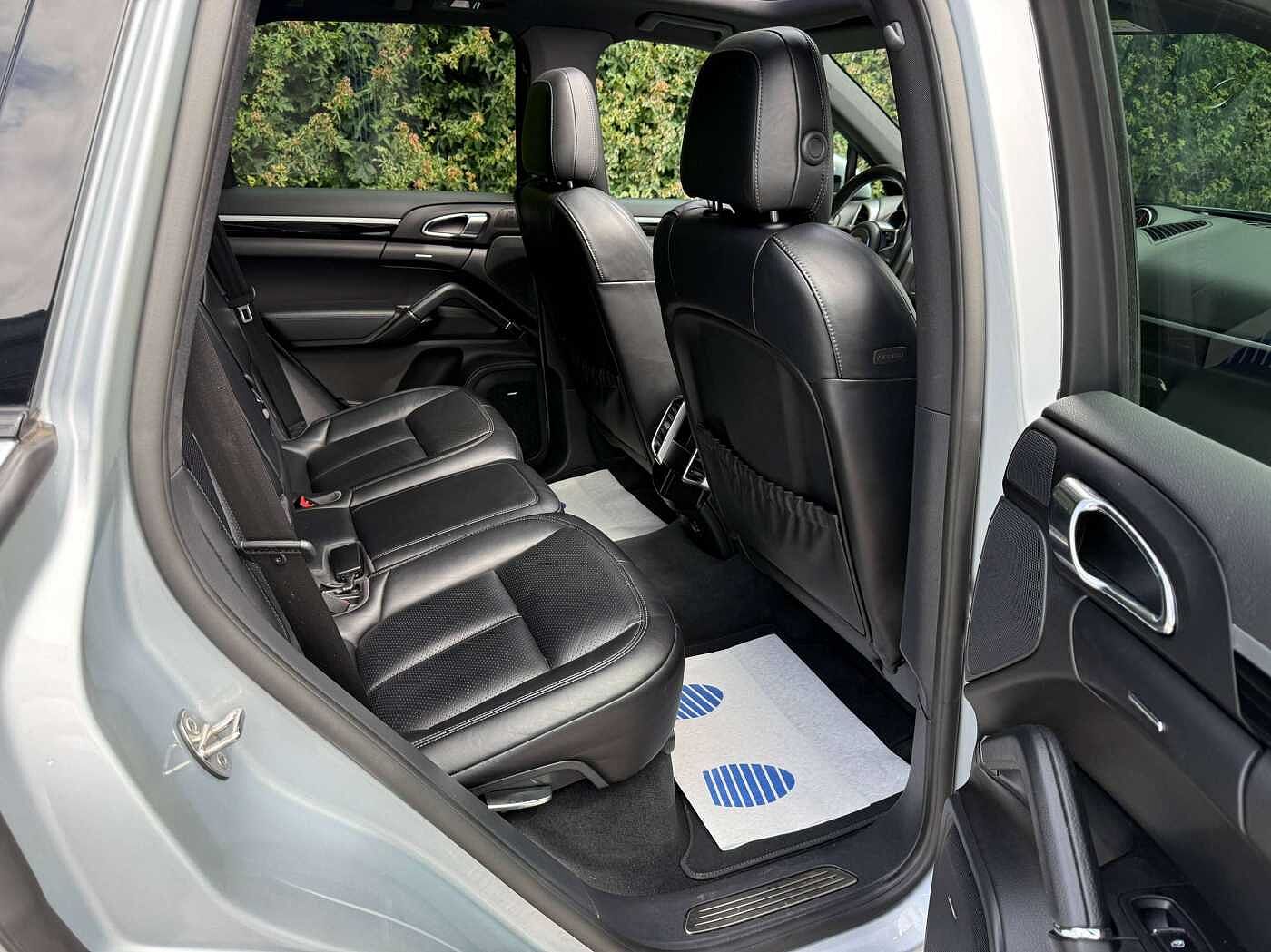 Porsche Cayenne Cayenne 3.0D Platinum Edition * PANO * AIRSUSP * CAM * ADAPTIV CRUISE