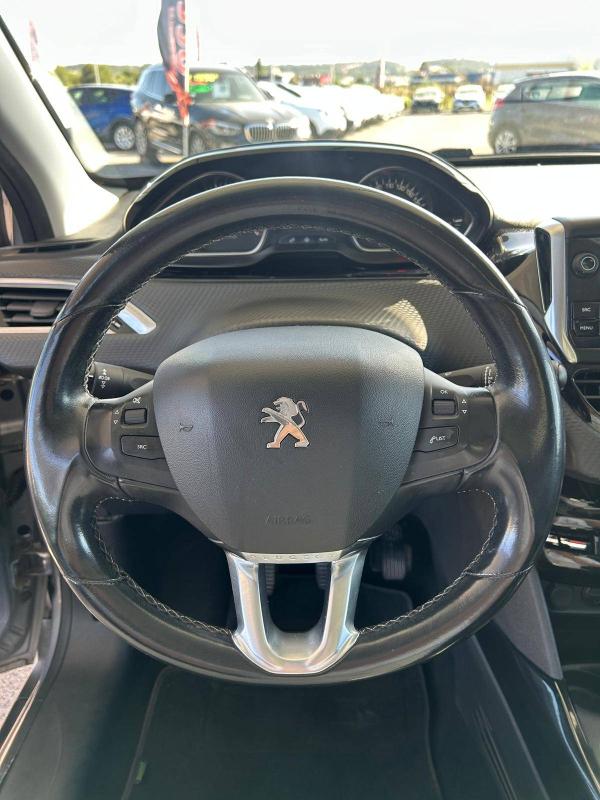 Peugeot 2008 1.2 PureTech 110ch S&S BVM5 Allure