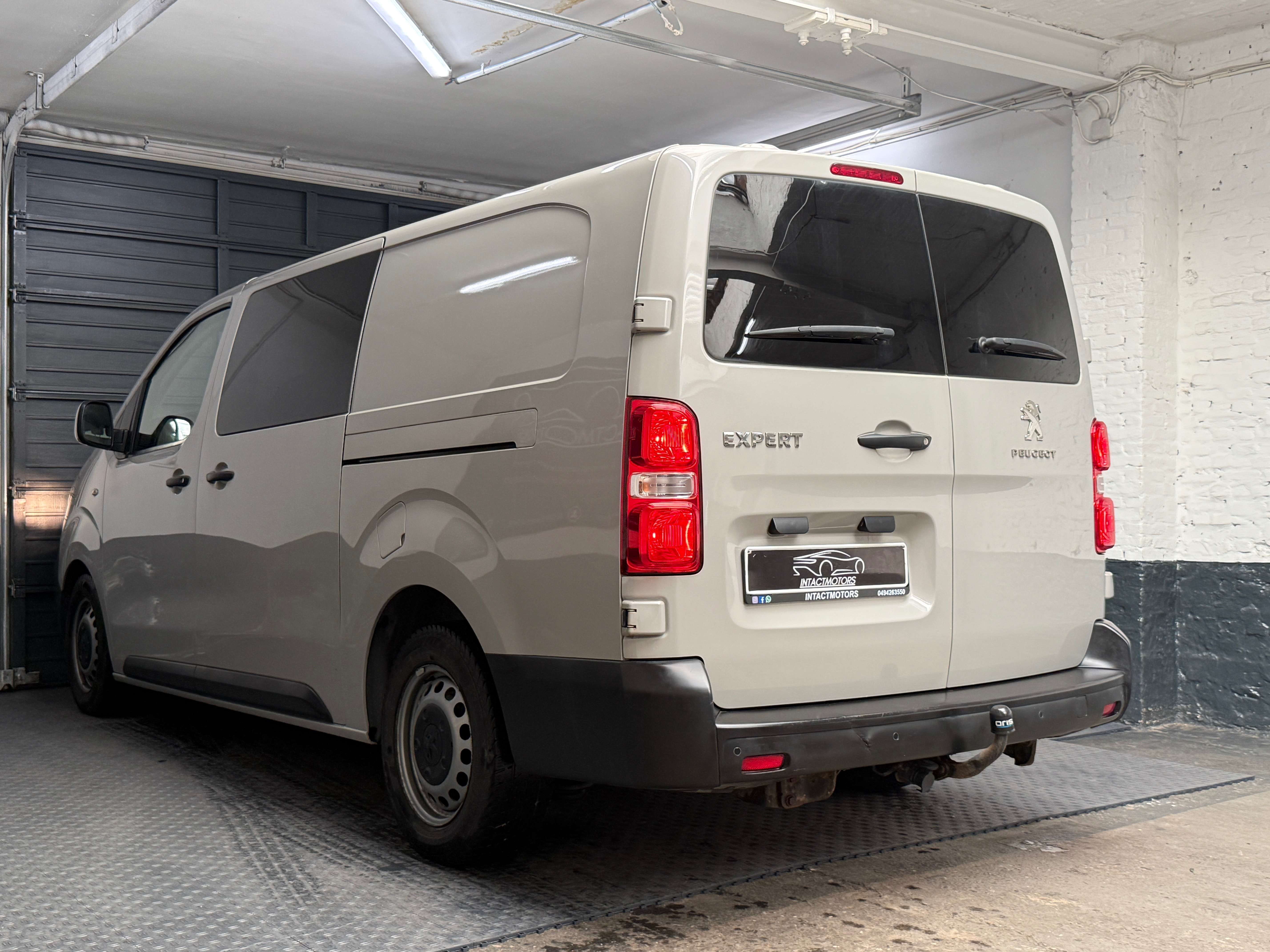 Peugeot Expert 2.0 HDI Dubbel Cabine 6P