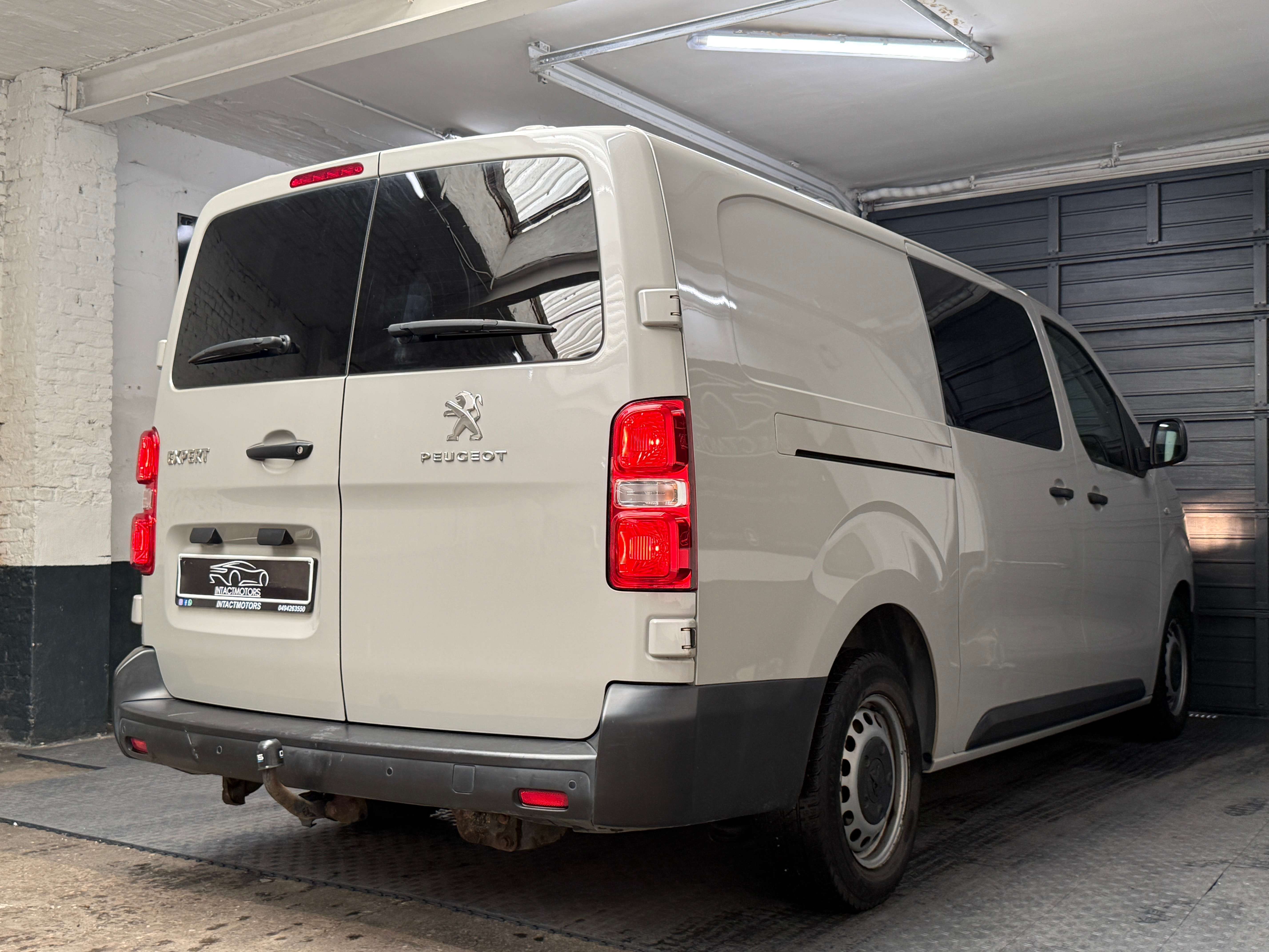 Peugeot Expert 2.0 HDI Dubbel Cabine 6P