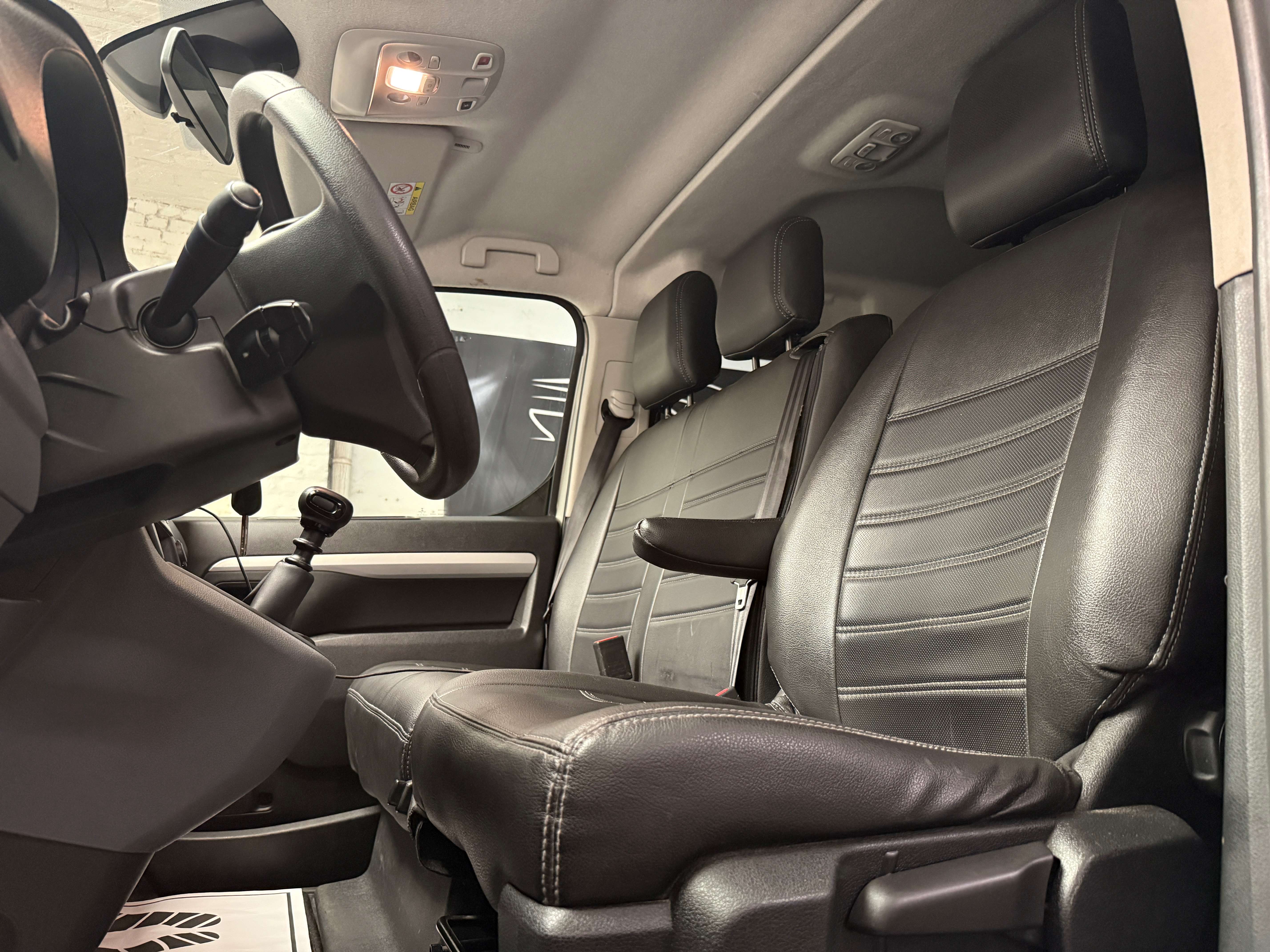 Peugeot Expert 2.0 HDI Dubbel Cabine 6P