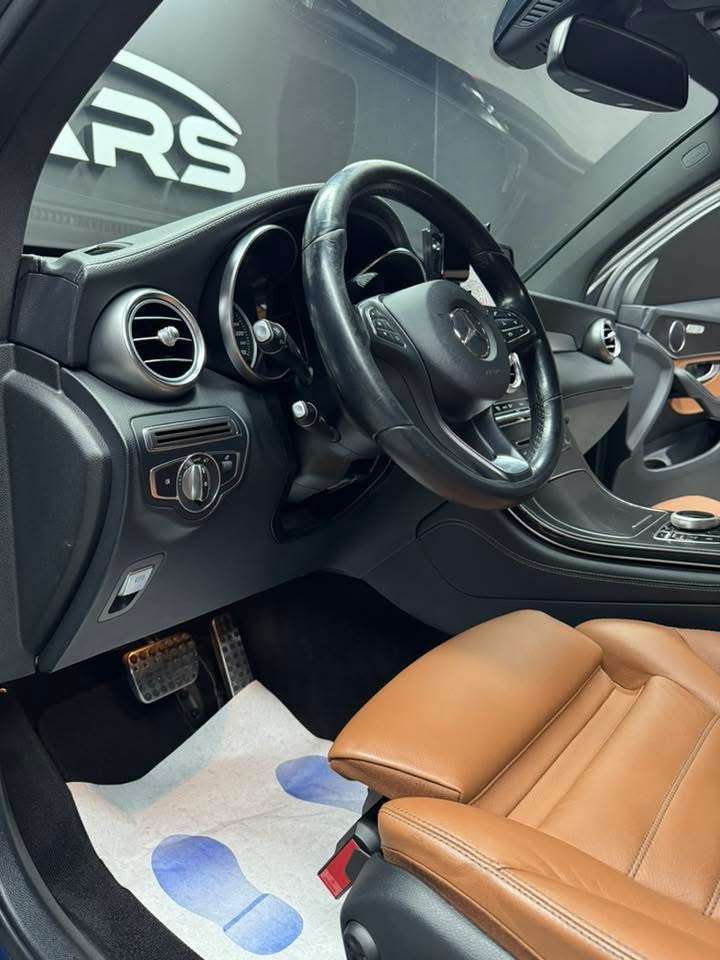 Mercedes-Benz GLC 220 GLC Coupé 220 d 4-Matic Pack AMG **12 mois de garantie**