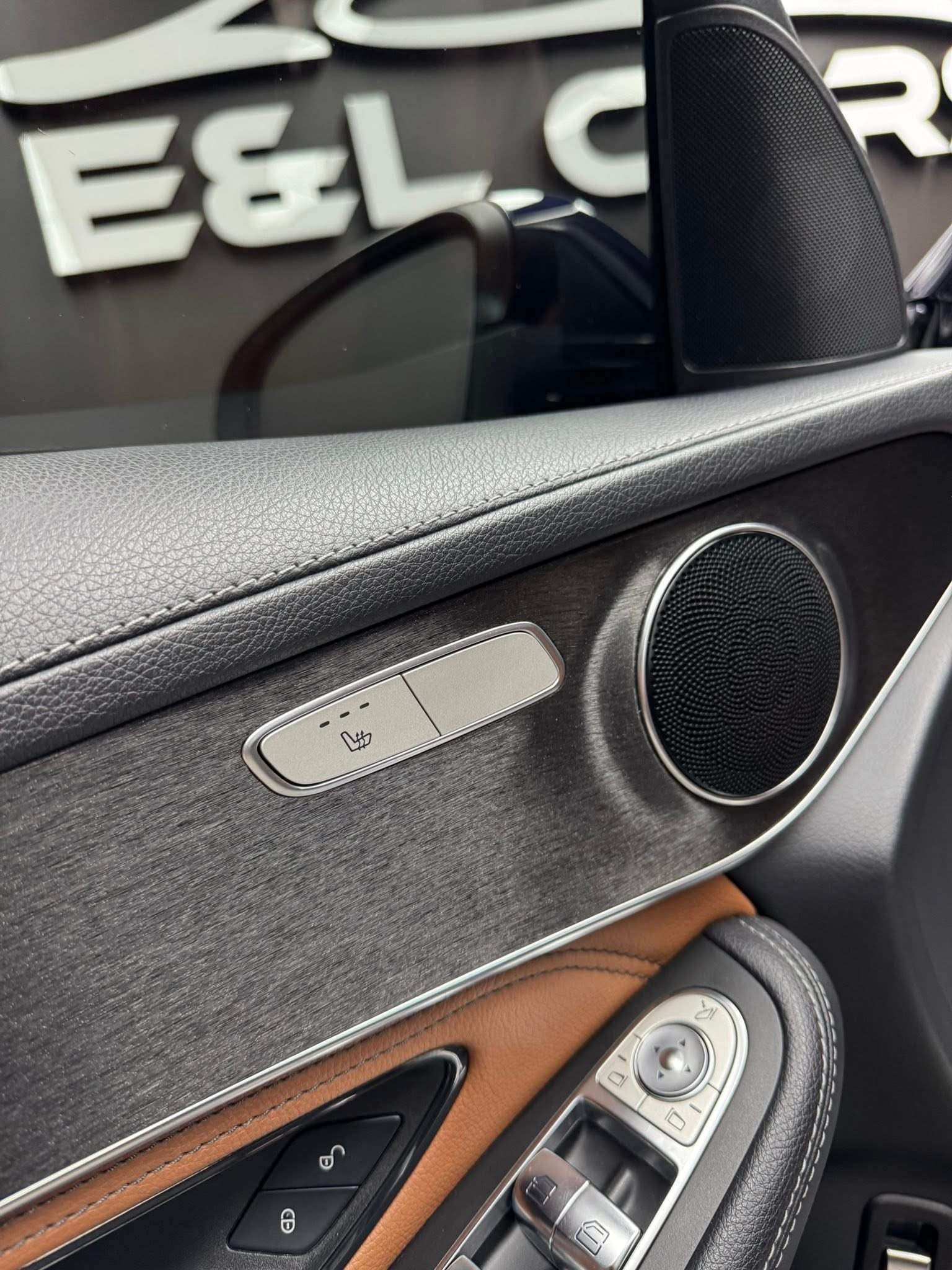Mercedes-Benz GLC 220 GLC Coupé 220 d 4-Matic Pack AMG **12 mois de garantie**