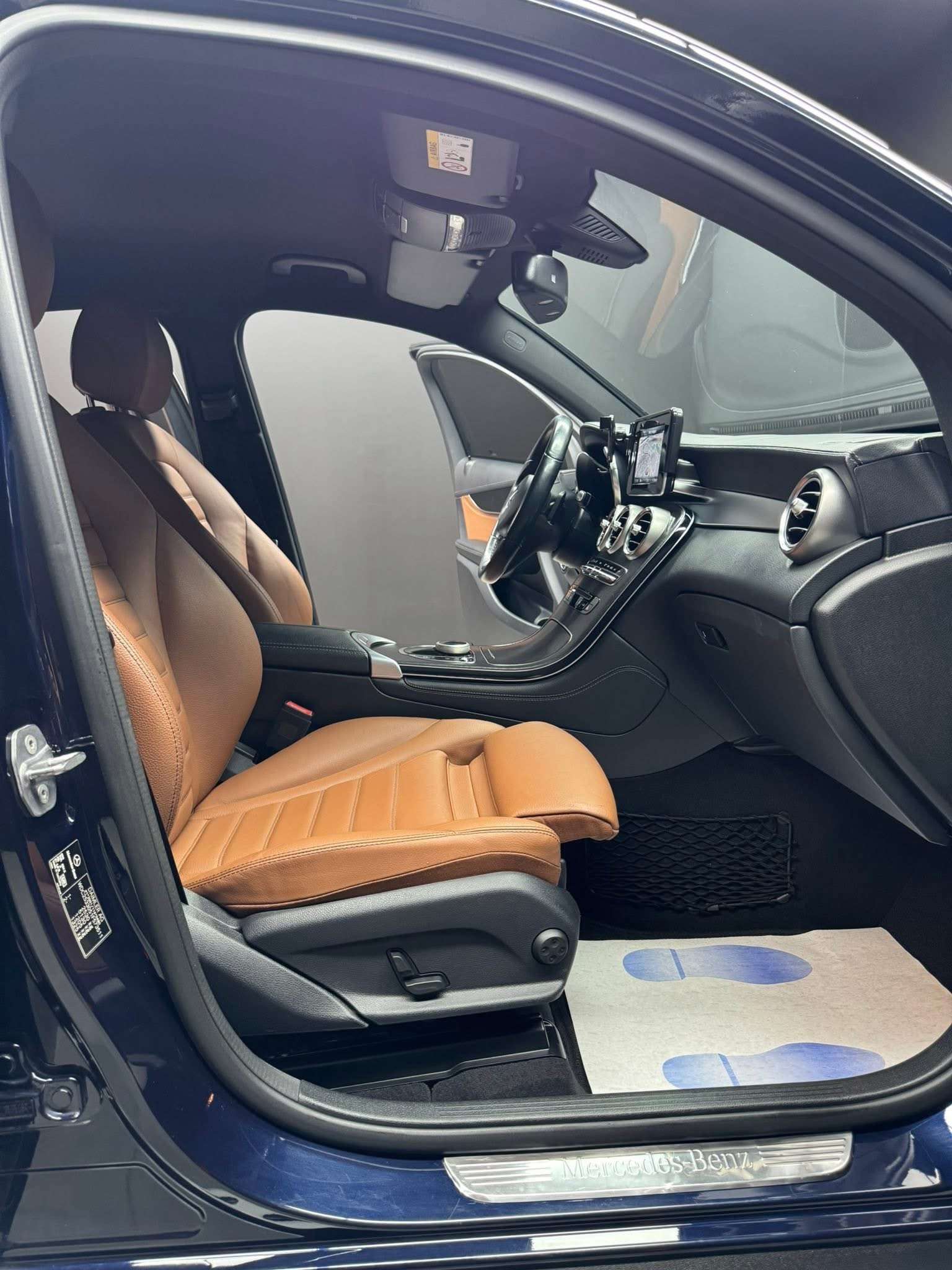 Mercedes-Benz GLC 220 GLC Coupé 220 d 4-Matic Pack AMG **12 mois de garantie**