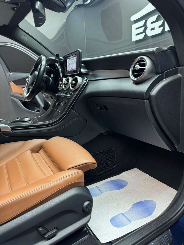 Mercedes-Benz GLC 220 GLC Coupé 220 d 4-Matic Pack AMG **12 mois de garantie**