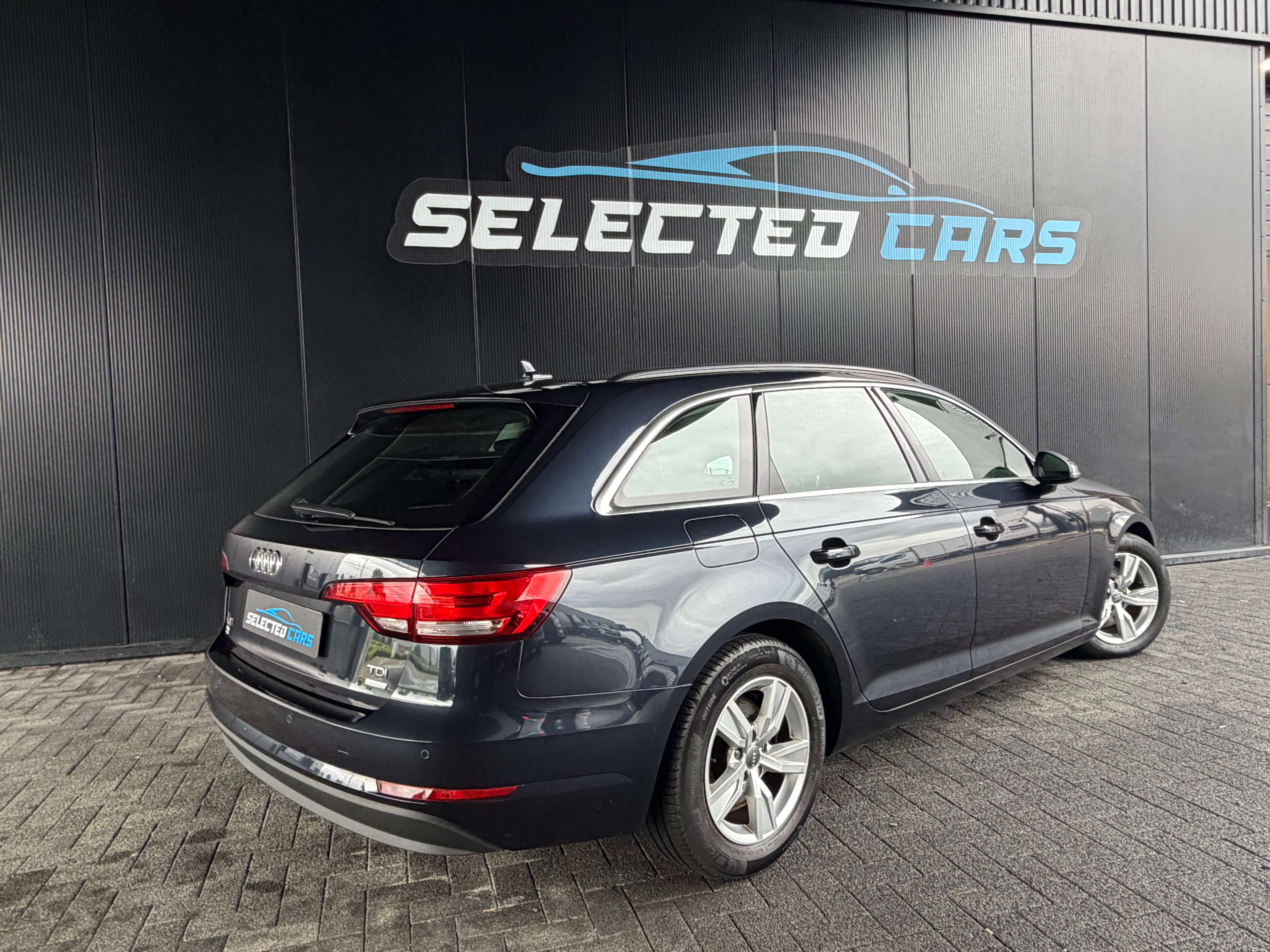 Audi A4 Avant 2.0 TDi ultra .S tronic *1Jaar Garantie*