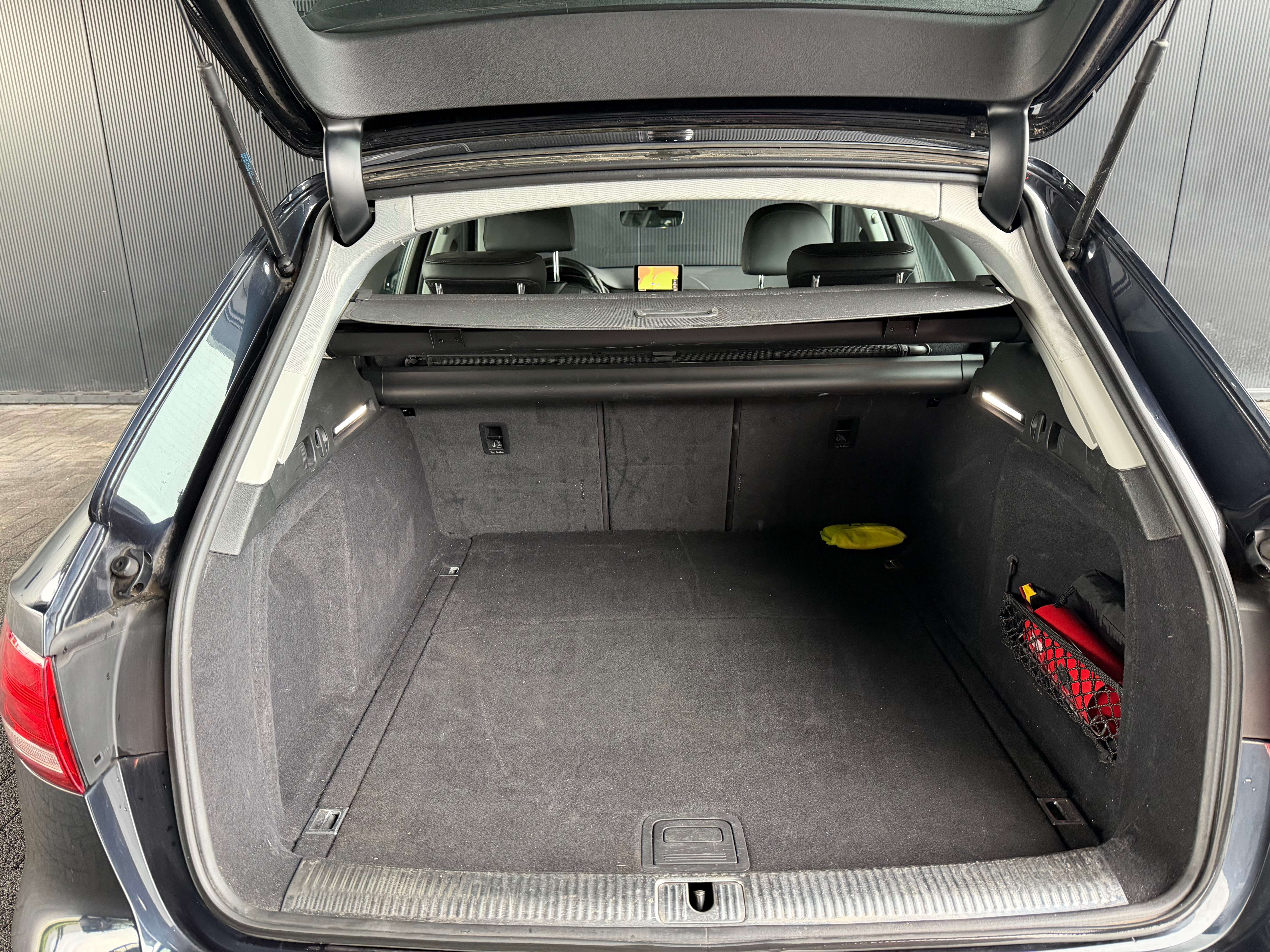 Audi A4 Avant 2.0 TDi ultra .S tronic *1Jaar Garantie*