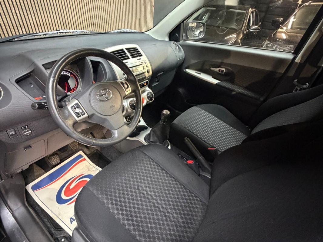 Toyota Urban Cruiser 90 D-4D FAP AWD Lounge
