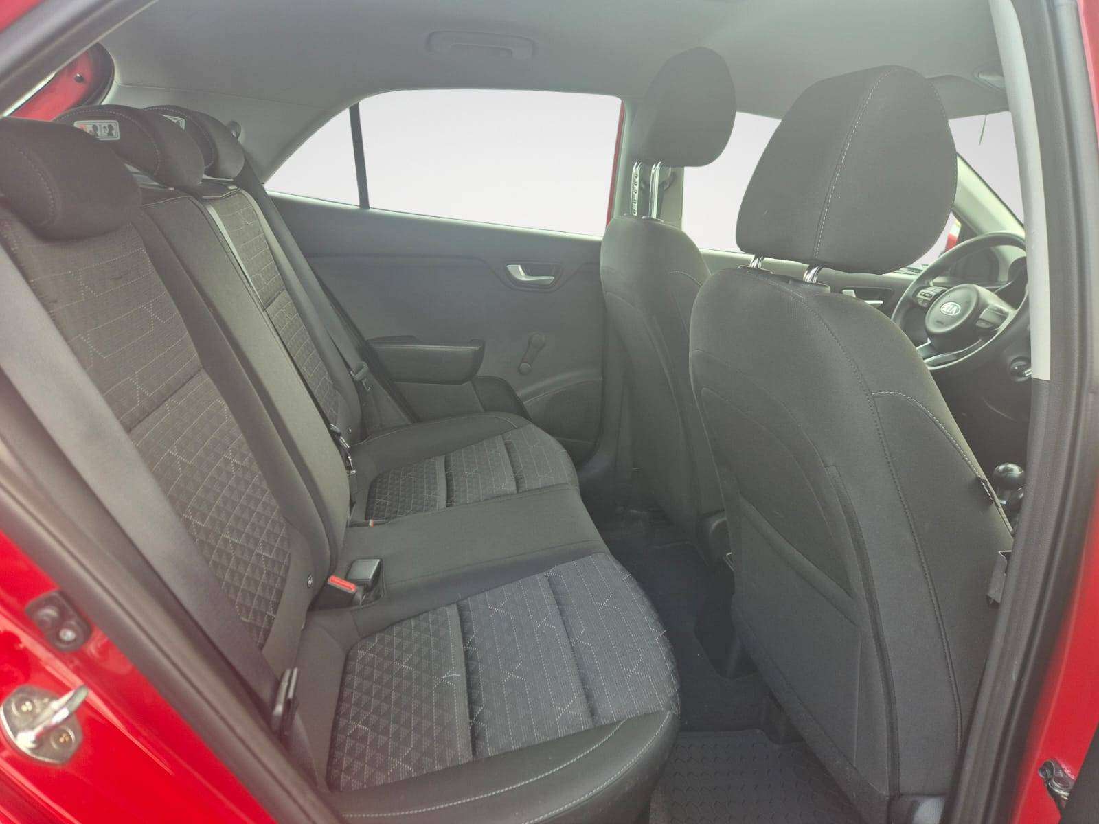Kia Rio 1.2i Fusion / Carplay / Camera / Navigation / Garantie 12 Mois