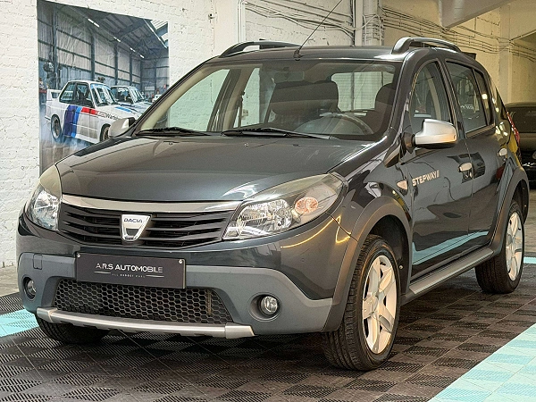 Dacia Sandero 1.6i Stepway - Airco - 1er Proprio - Garantie 12mois