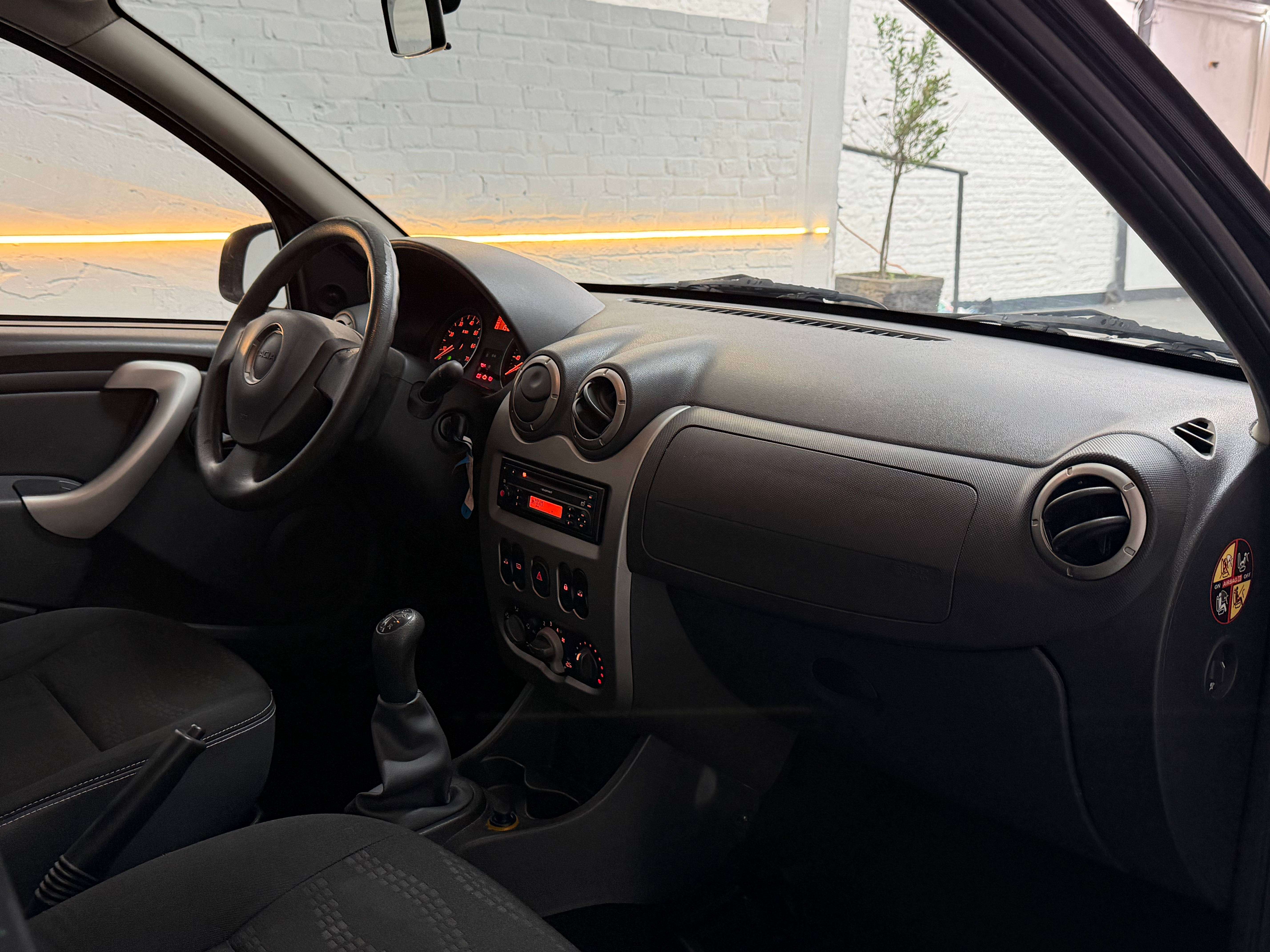 Dacia Sandero 1.6i Stepway - Airco - 1er Proprio - Garantie 12mois