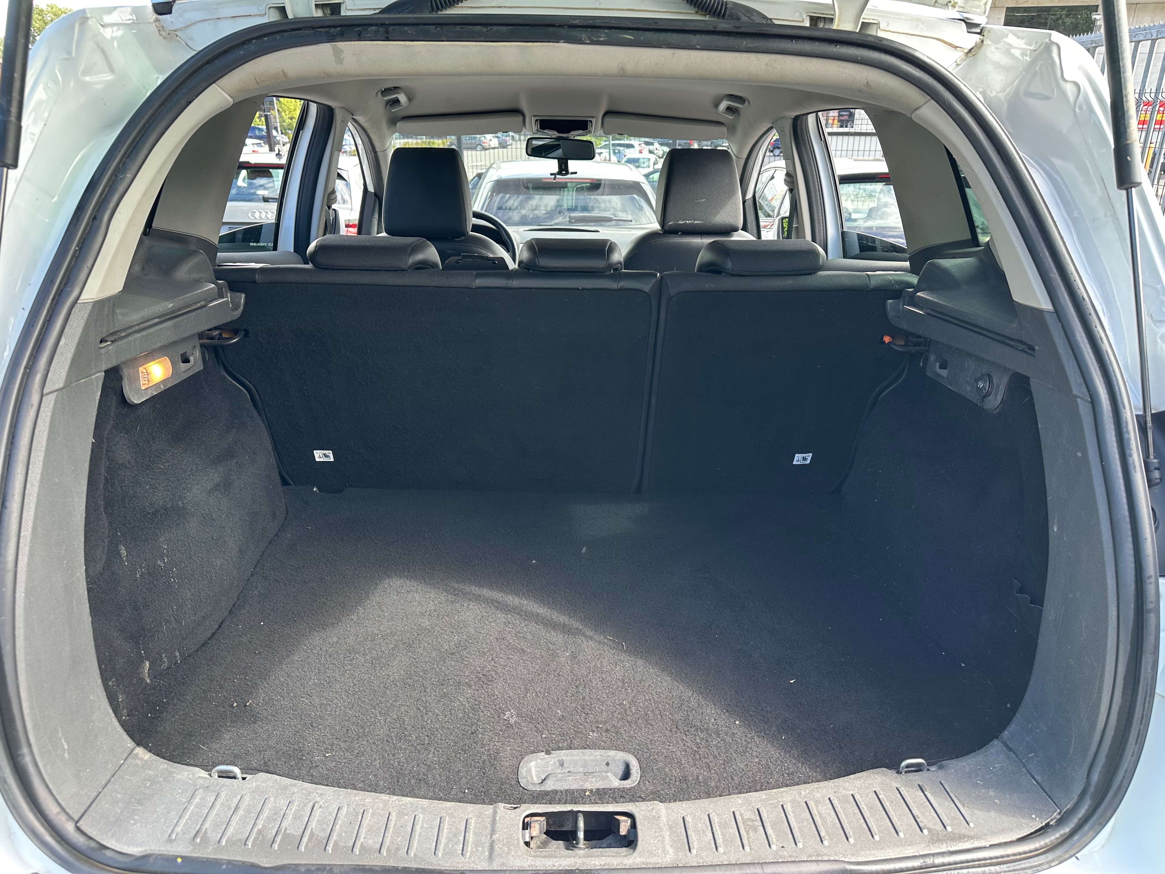Ford Kuga 2.0 AWD*NAVI*CUIR*KEYLESS*SIEG CHAUFF*CAPTEURS AV/AR*ATT-REMORQUE*