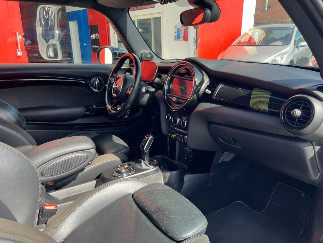 Mini Mini COOPER SE 184 CH ÉLÉCTRIQUE FULL OPTIONS - RÉVISÉE & GARANTIE 12 MOIS EN EUROPE