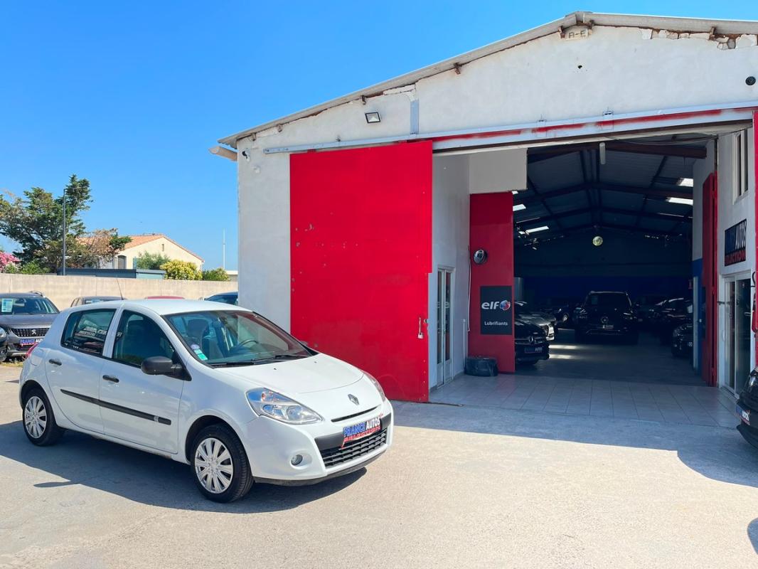 Renault Clio III PHASE 2 1.2 75 CH CRIT'AIR 1 - ENTIÈREMENT RÉVISÉE ET GARANTIE 12 MOIS EUROPE