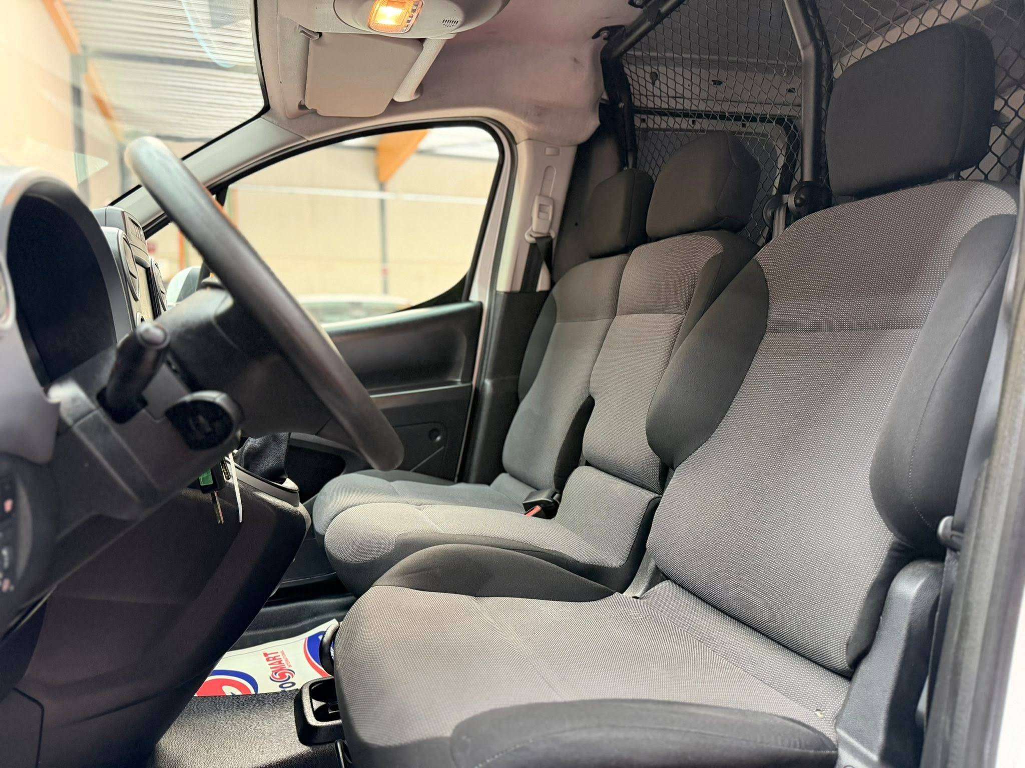 Peugeot Partner 1.6 BlueHDi L1H1 Premium Pack GALICIA
