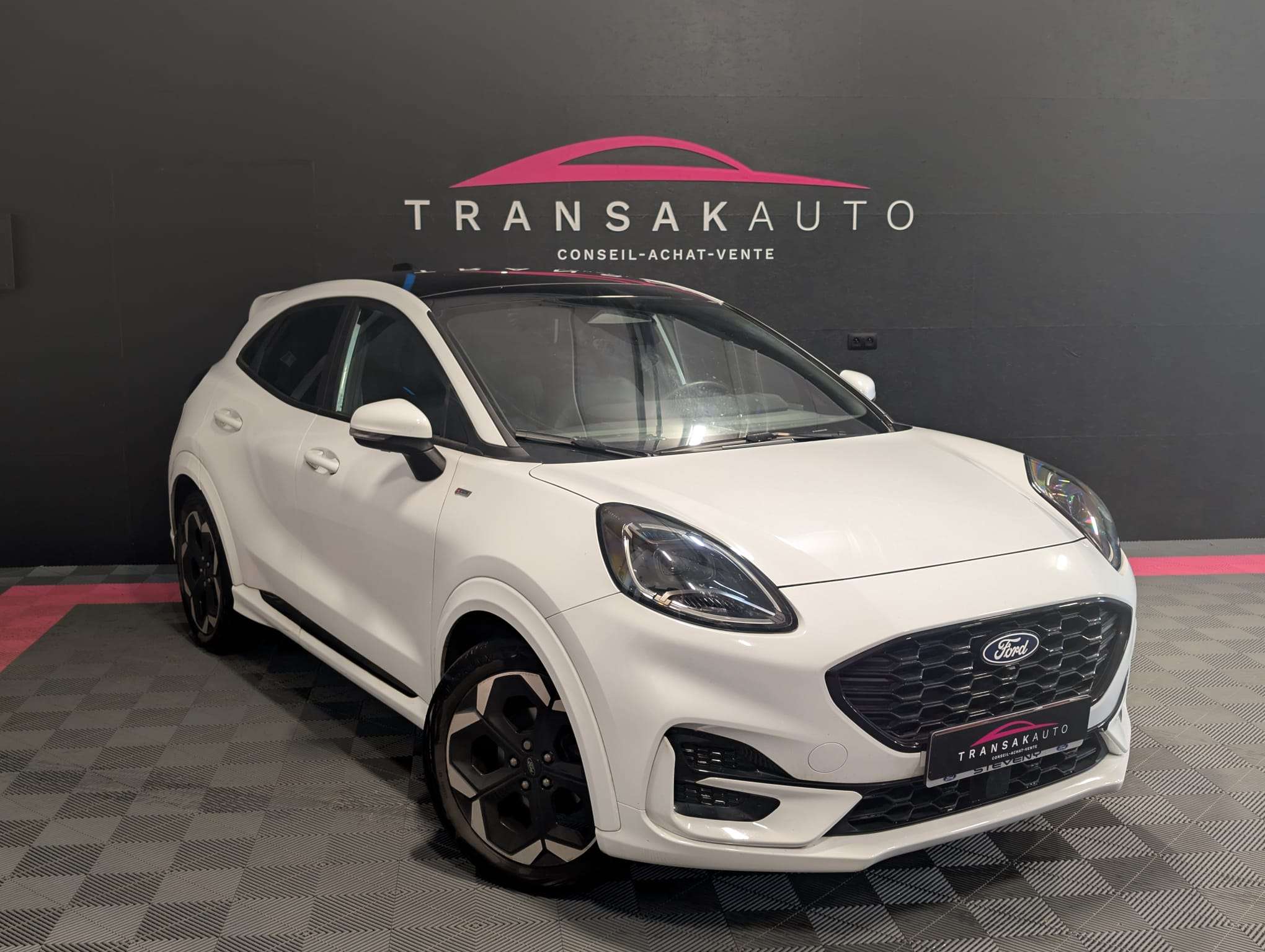 Ford Puma 1.0 EcoBoost mHEV ST-Line X — Toit ouvrant — CarPlay — Caméra