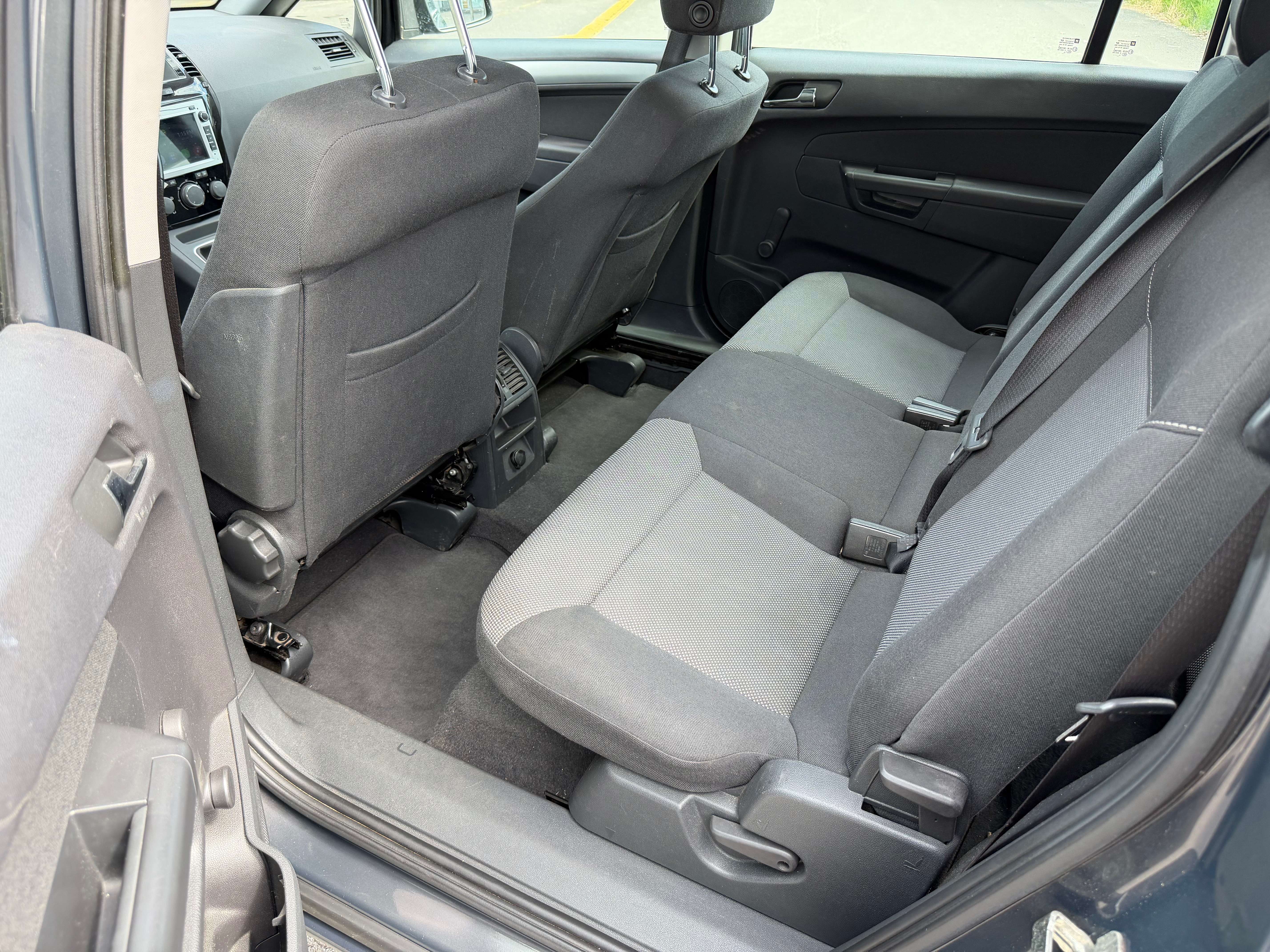 Opel Zafira 1.8i*7PL*NAVI*Android*BT*USB*