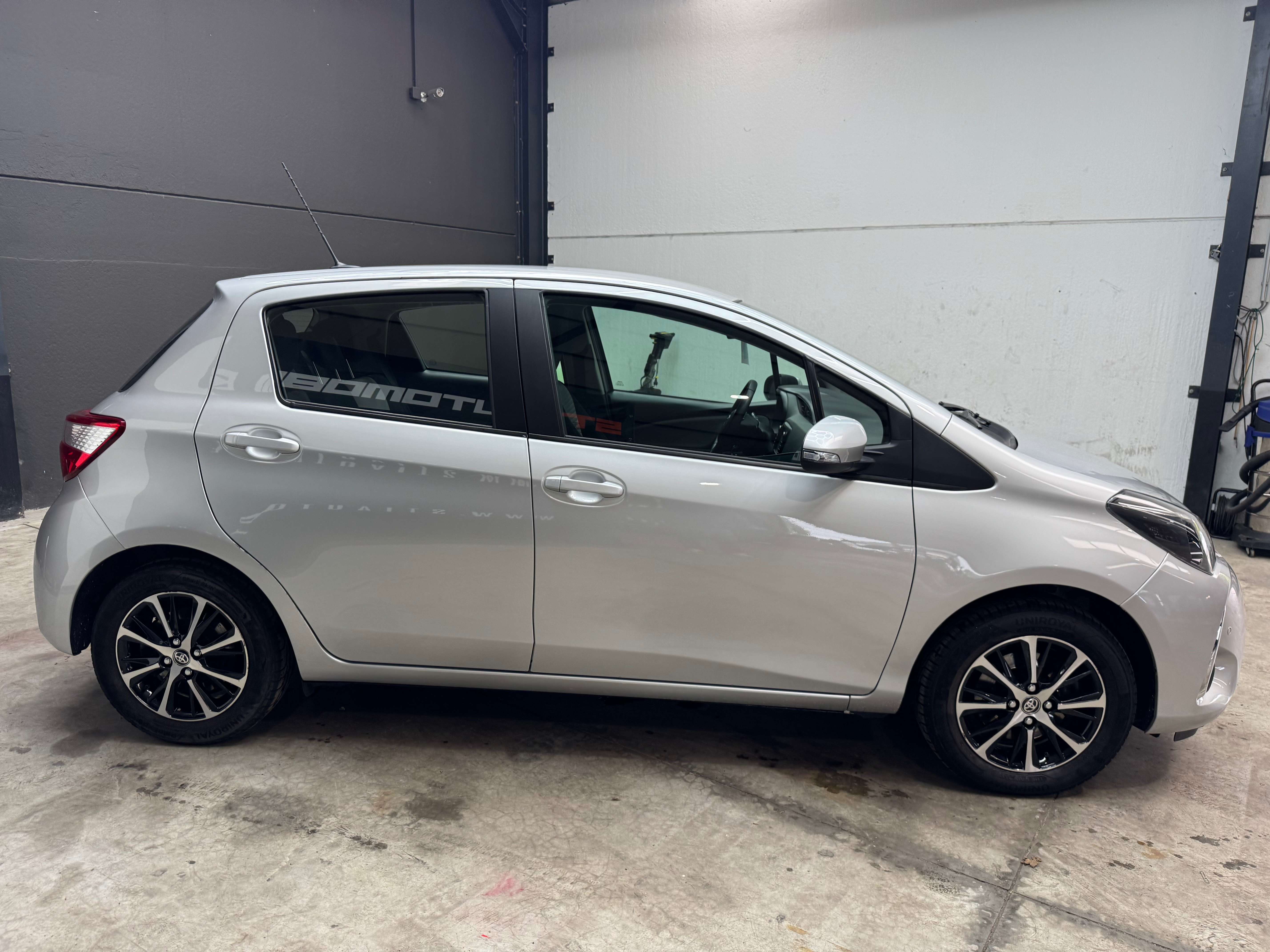 Toyota Yaris **GARANTIE 12 MOIS **