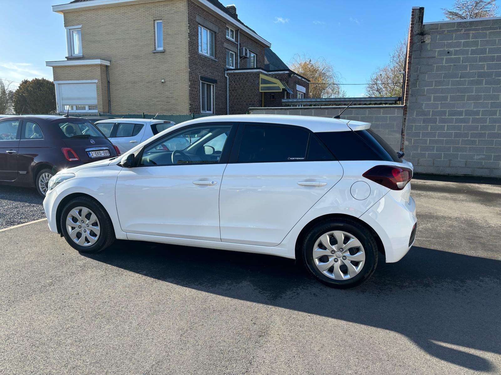 Hyundai i20 1.2i*AIRCO CRUISE USB CARPASS 12 MAANDEN GARANTIE