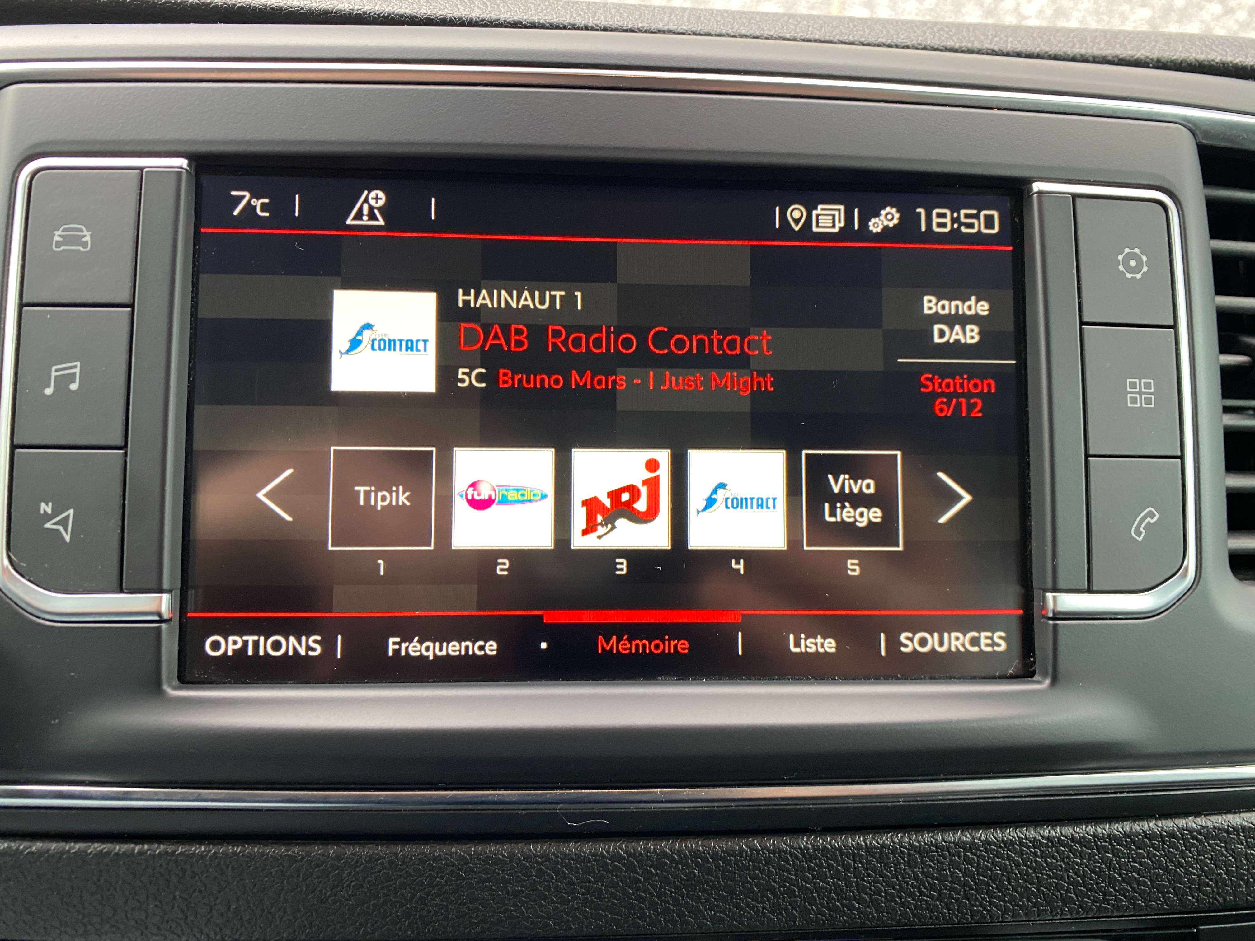 Citroen Jumpy 2.0bhdi Boite Auto/DOUBLE CABINE 5PL/GPS/CARPLAY