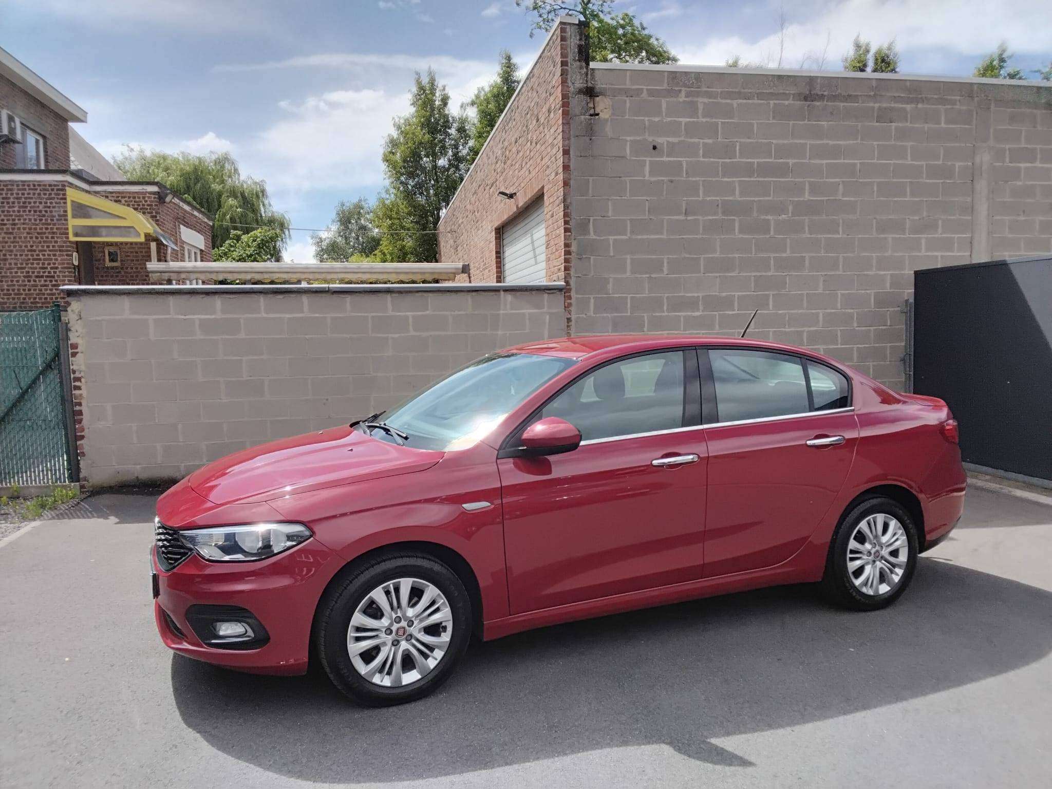 Fiat Tipo 1.4i NAVI CAMERA TREKHAAK AIRCO CRUISE **33000KM**