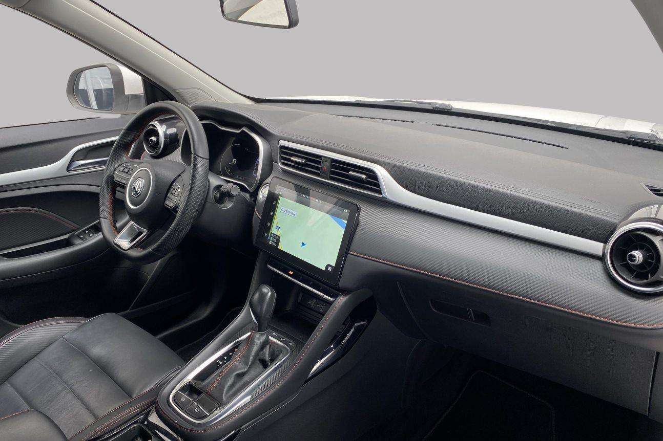 MG ZS LUXURY