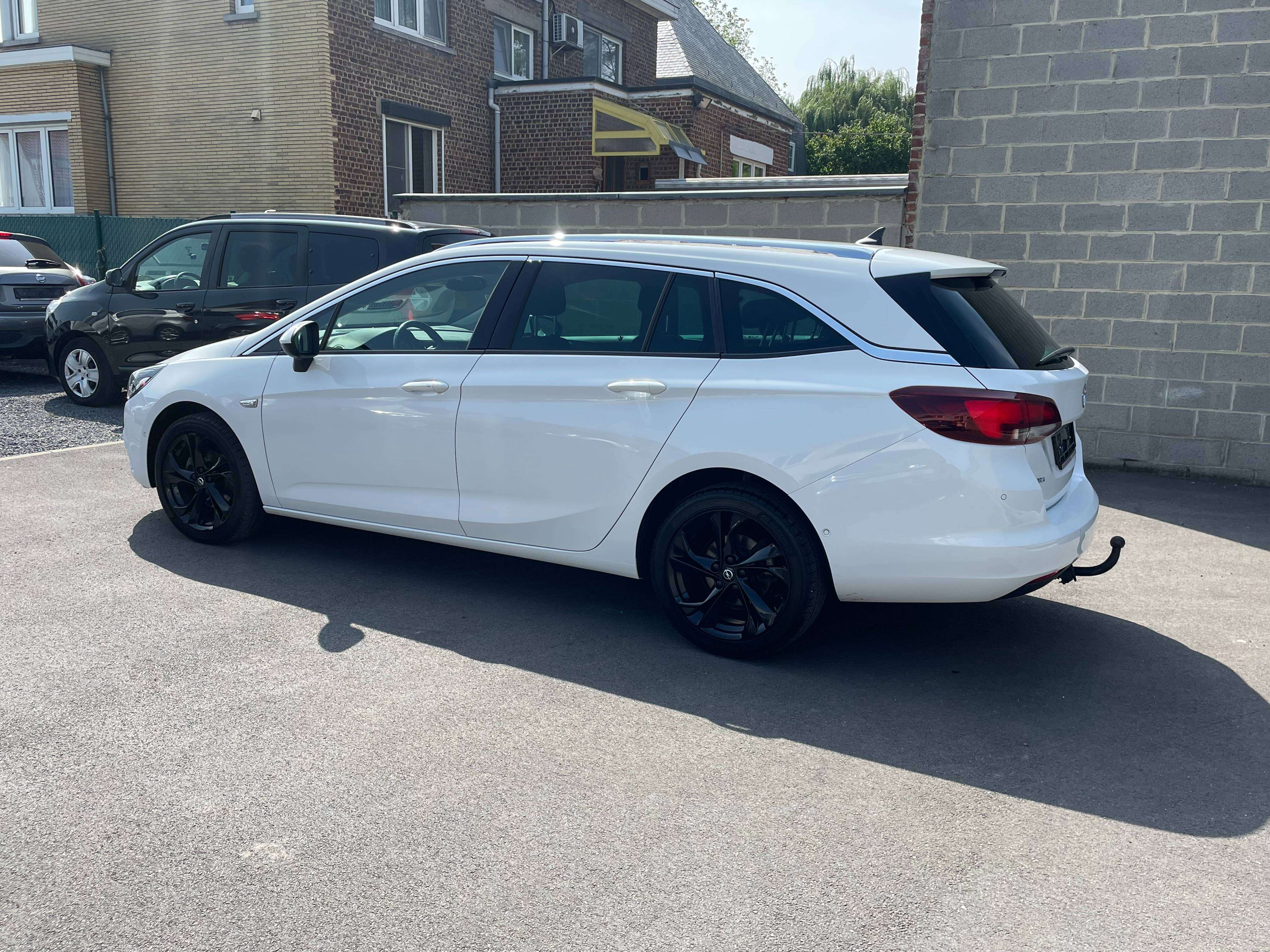 Opel Astra d Sports Tourer+1.6d CDTi ECOTE*CAM NAV BLUET EU6d