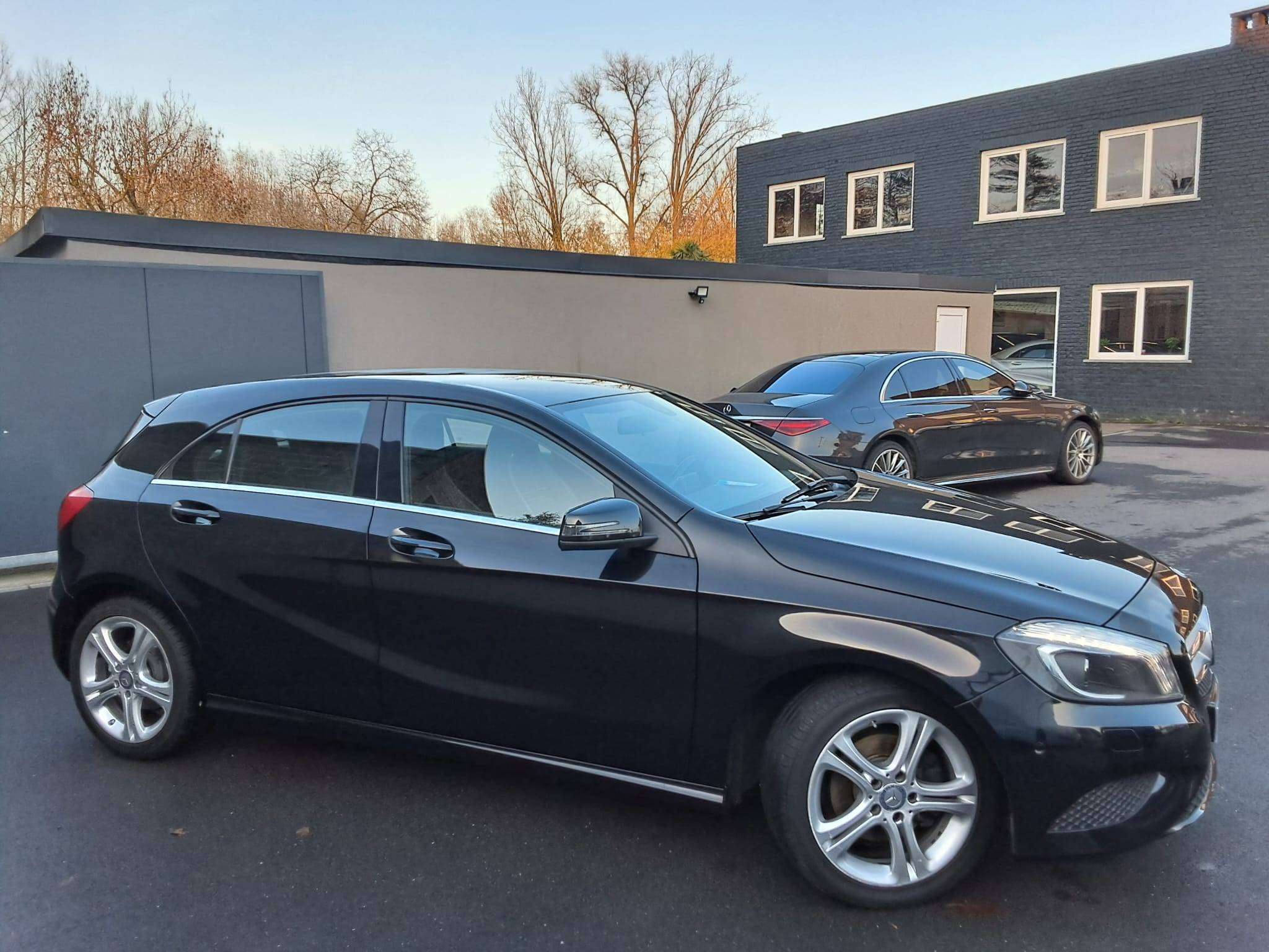 Mercedes-Benz A 180 1ste Eigenaar BT Parkhulp voor & achter