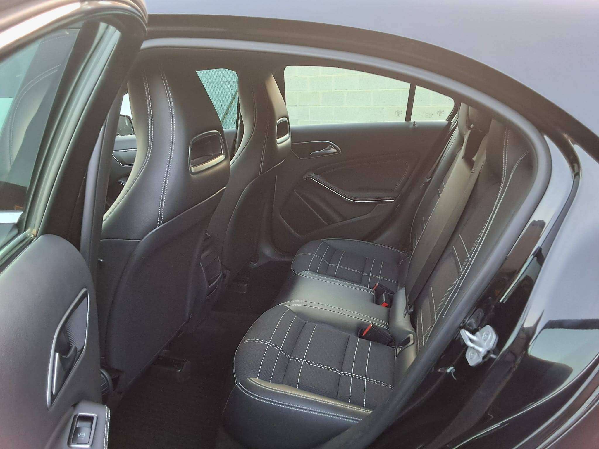 Mercedes-Benz A 180 1ste Eigenaar BT Parkhulp voor & achter