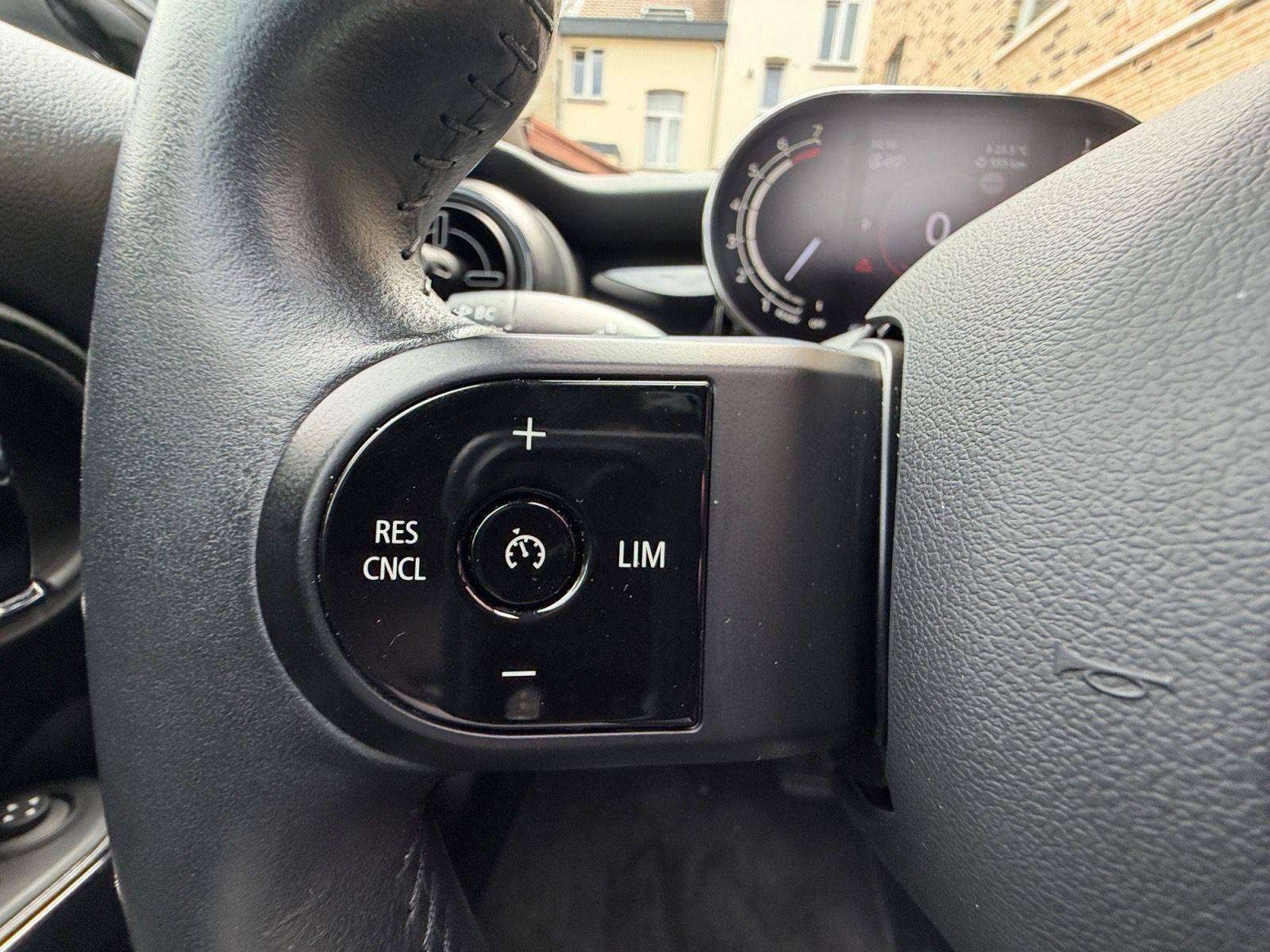 MINI Cooper Mini 1.5A Cooper / Carnet Mini / Véhicule belge / Garantie 12 Mois valable chez MINI