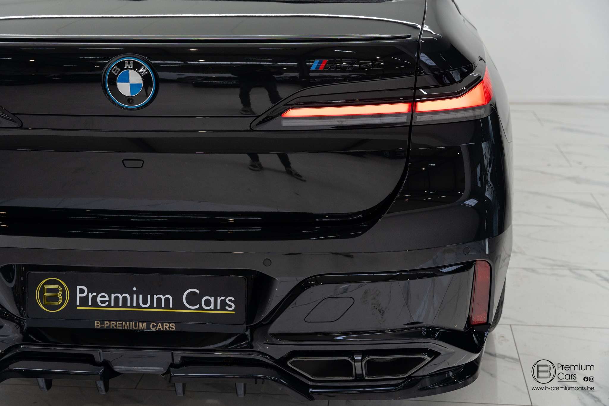BMW 760 e M xDrive Individual! Bodykit! FULL OPTIONS