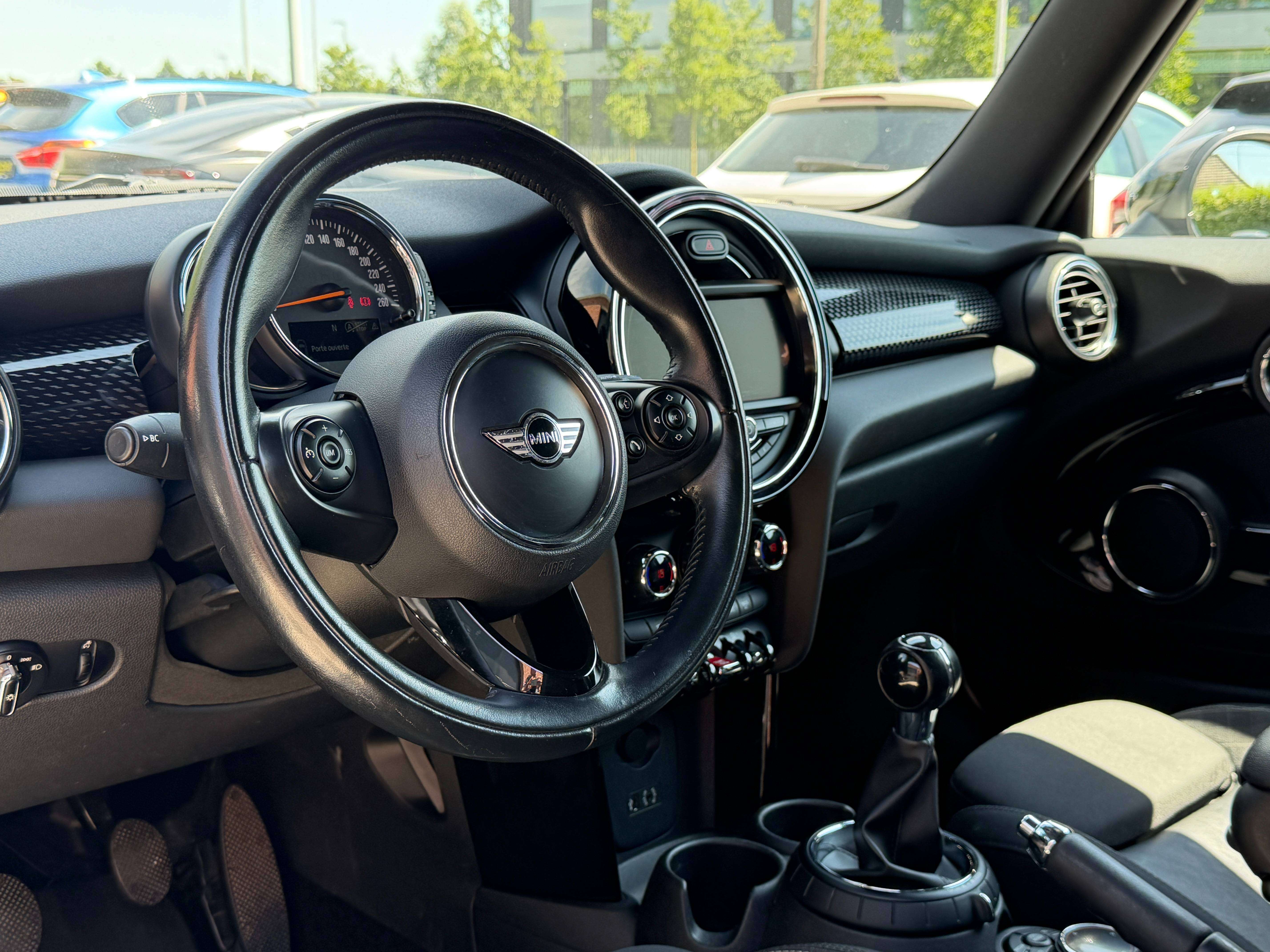 MINI Cooper S LED - GPS - Clim auto - Boite méca - Cruise control