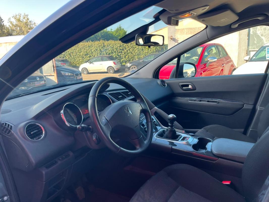 Peugeot 3008 1.6 HDI 109 CH 1RE MAIN - EMBRAYAGE NEUF | ENTIÈREMENT RÉVISÉE ET GARANTIE