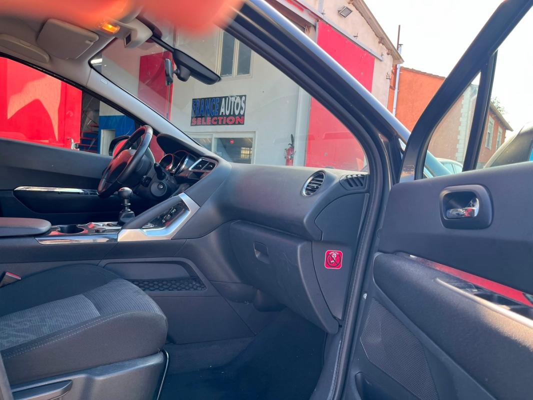 Peugeot 3008 1.6 HDI 109 CH 1RE MAIN - EMBRAYAGE NEUF | ENTIÈREMENT RÉVISÉE ET GARANTIE