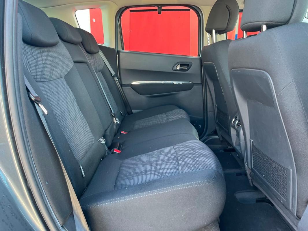 Peugeot 3008 1.6 HDI 109 CH 1RE MAIN - EMBRAYAGE NEUF | ENTIÈREMENT RÉVISÉE ET GARANTIE