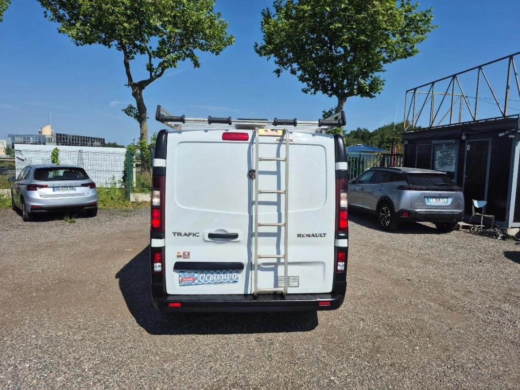 Renault Trafic Vu FOURGON 2.0 DCI 120 1T0 L1H1 CONFORT