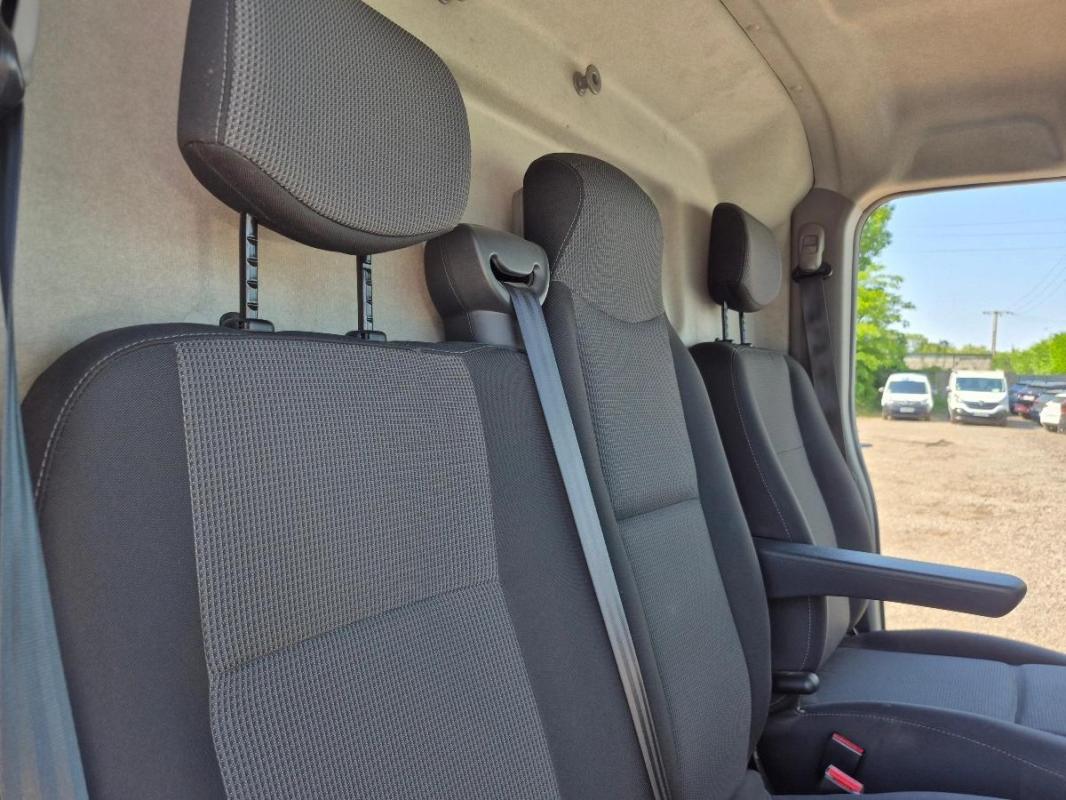 Renault Master Vu FOURGON 2.3 DCI 135 35 L1H1 ENERGY GRAND-CONFORT