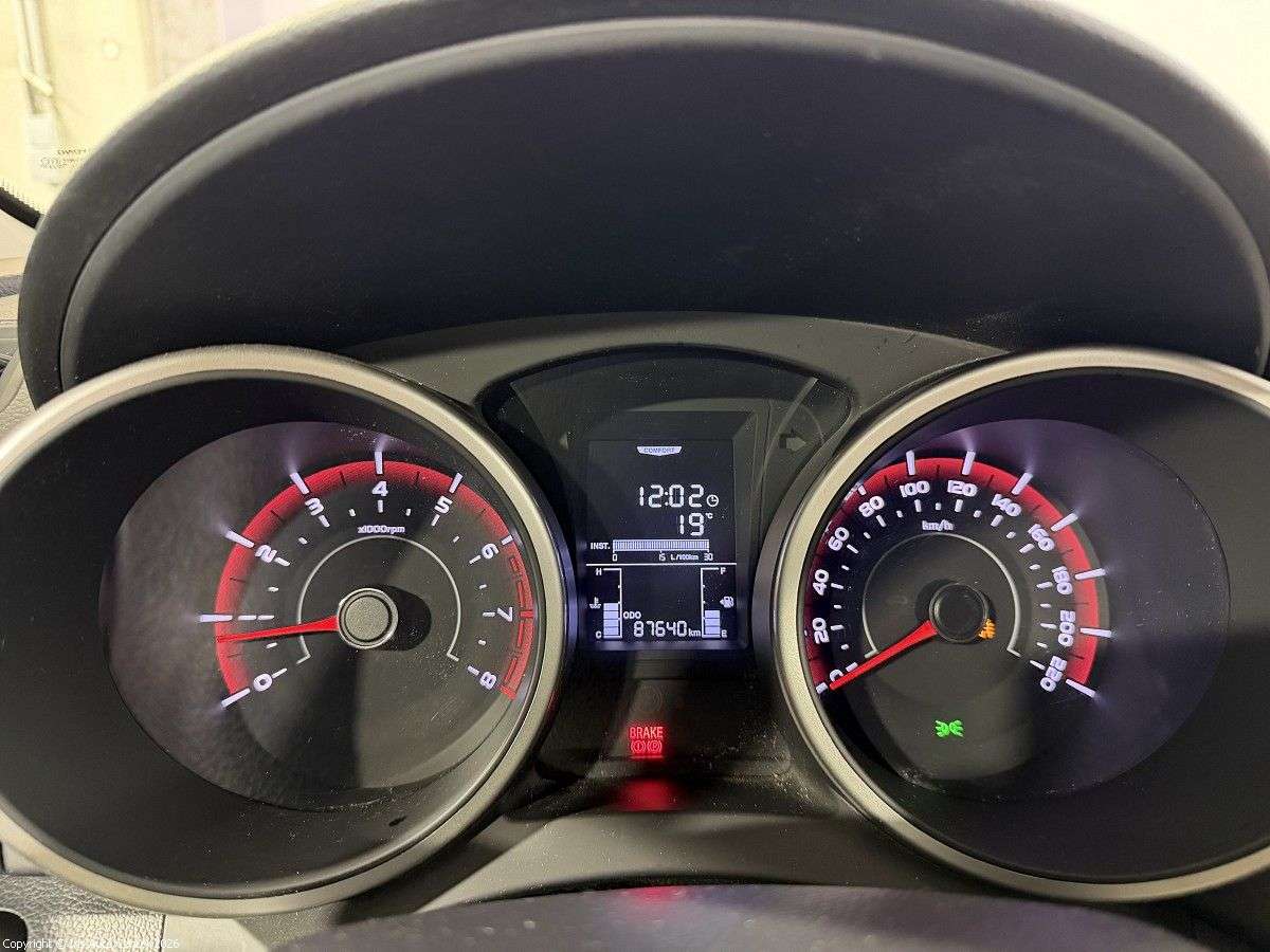 SsangYong Tivoli 1.6 E-XGI 160 2WD | LPG | RADIO | CAPTEUR