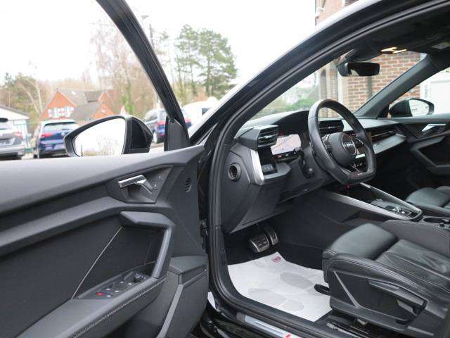 Audi A3 A3 30 TFSI S-Line Business Edition Platinum aut.