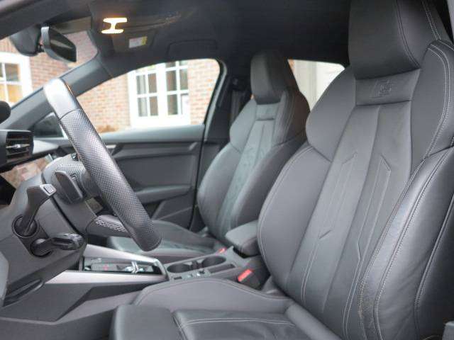Audi A3 A3 30 TFSI S-Line Business Edition Platinum aut.