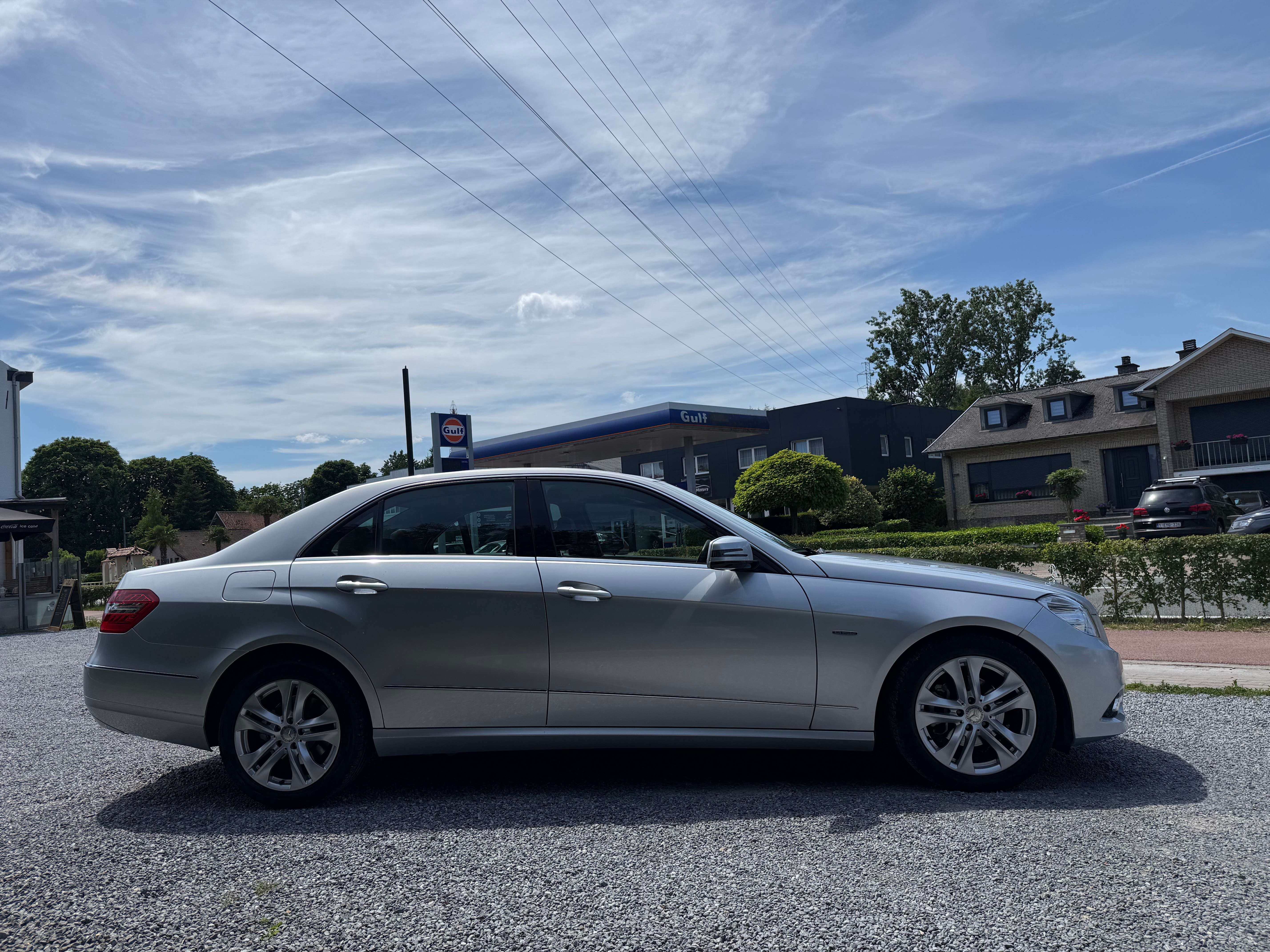 Mercedes-Benz E 200 Avantgarde * XENON * GPS * FULL SERVICE MERCEDES